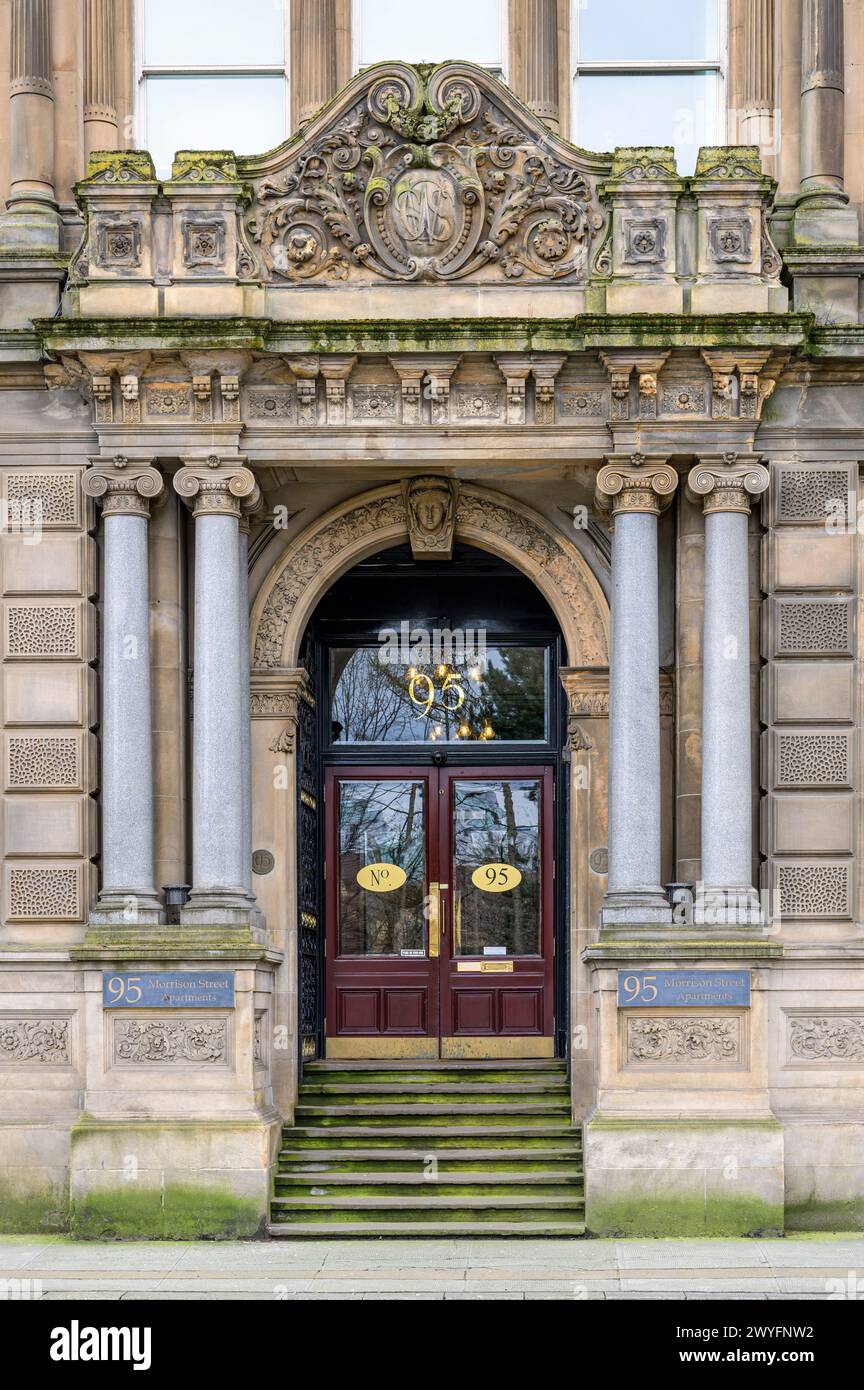 Entrée ornée au 95 Morrison Street Apartments, Glasgow, Écosse, Royaume-Uni, Europe Banque D'Images