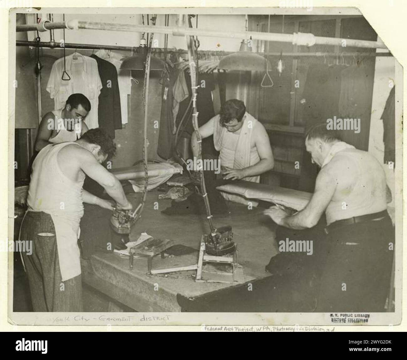 Usine de robe, centre de vêtement, N.Y.C 1937 Banque D'Images