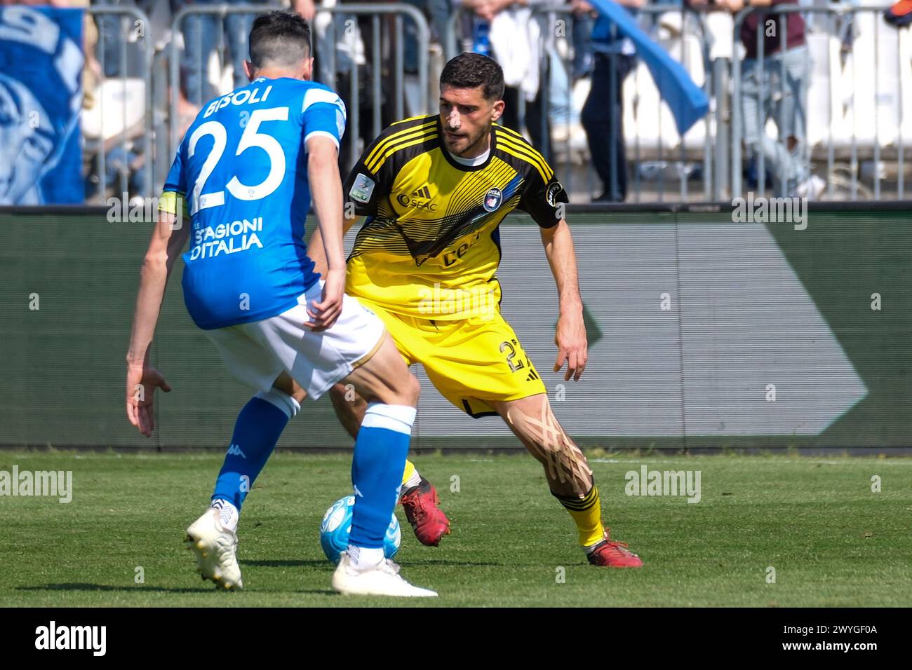 Mattia Valoti du Pisa Sporting Club 1909 lors du match de championnat italien de Serie B entre le Brescia Calcio FC et le Pisa SC 1909 à Mario Riga Banque D'Images