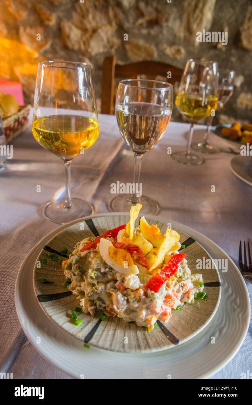 Salade russe. Espagne. Banque D'Images