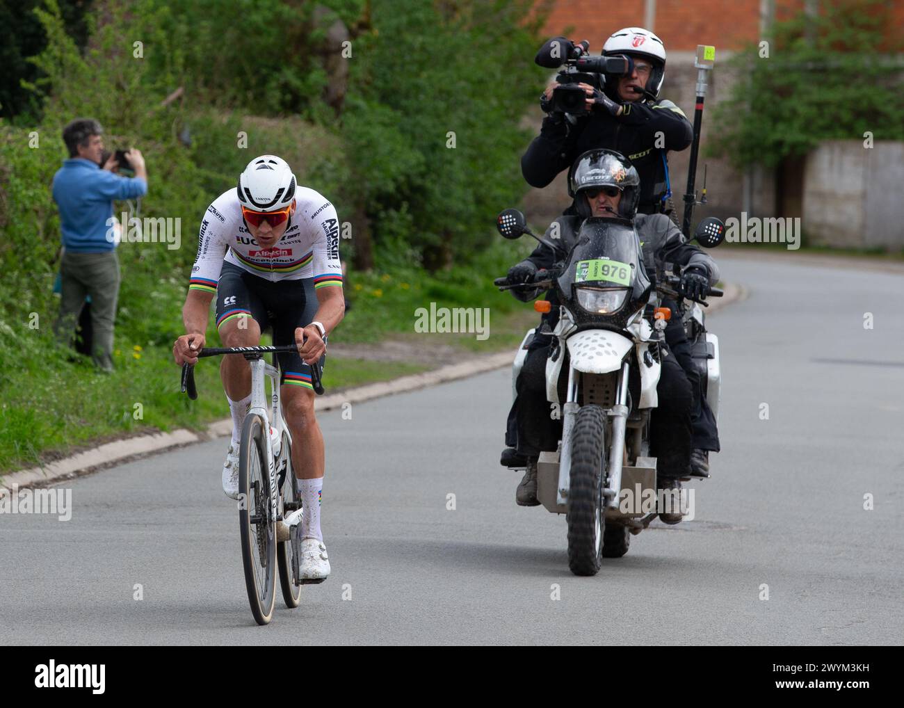 Lors de la 121ème édition de Paris Roubaix, France, 7 avril 2024, Credit:Chris Wallis/Alamy Live News Banque D'Images