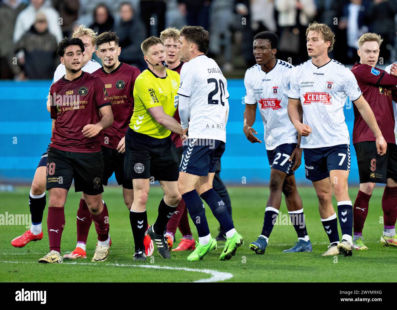 Tumulte au coup de sifflet final du match de 3F Superliga entre AGF et FC Midtjylland au Ceres Park à Aarhus, dimanche 7 mars 2024. (Photo : Henning Bagger/Ritzau Scanpix) Banque D'Images