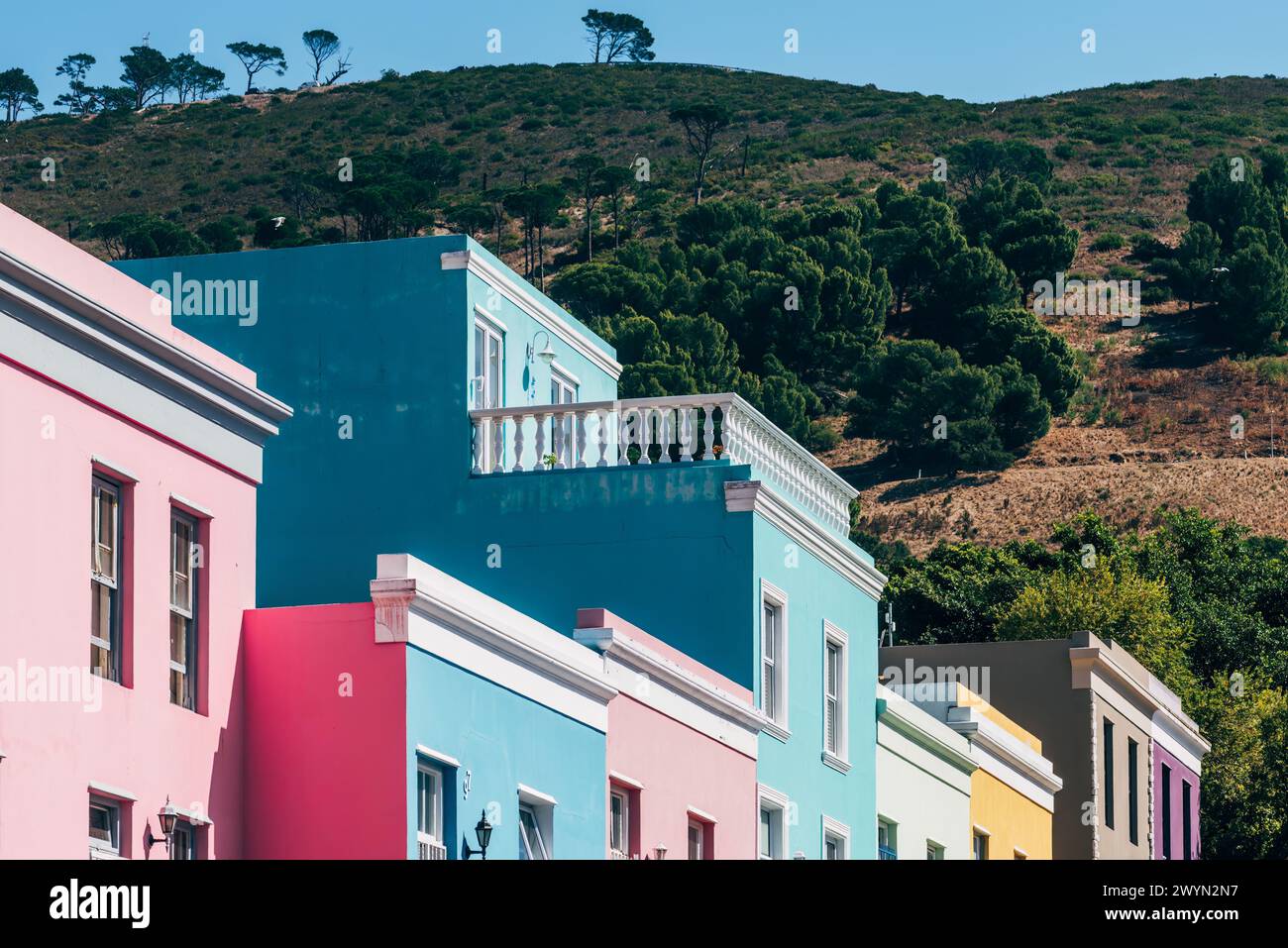 Vue de la Bo-Kaap colorée au Cap, Afrique du Sud. Une destination de jour populaire, Hillside Bo-Kaap Banque D'Images