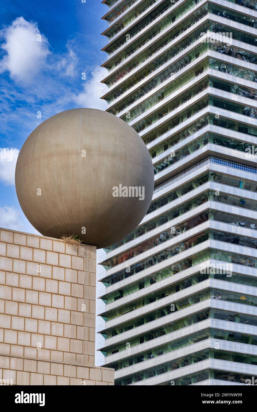 Torre Mapfre, Puerto Olímpico, Barcelone, Catalogne, Espagne. Banque D'Images