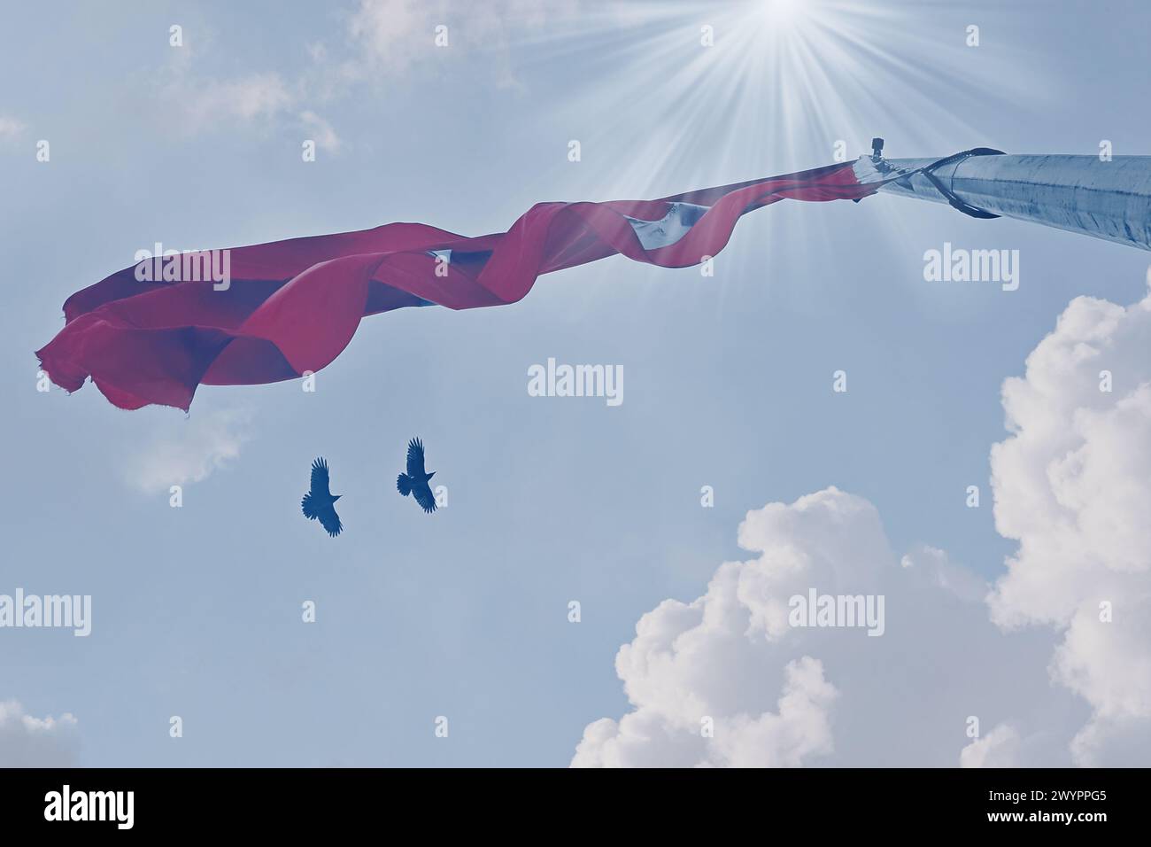 Drapeau turc agitant dans le vent Istanbul, Turquie. Symbole national de la République de Turquie avec une focalisation sélective Banque D'Images