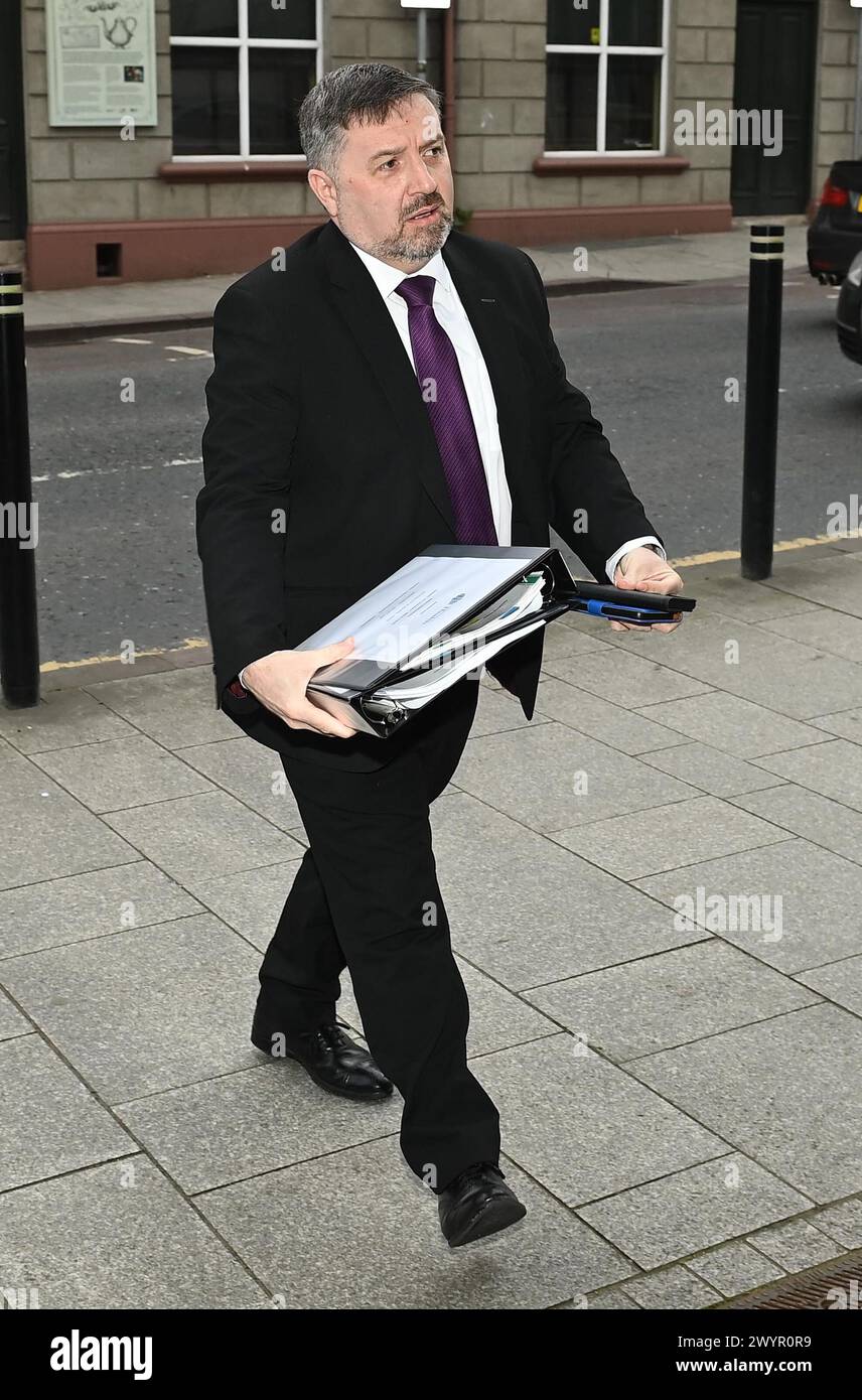 Robin Swann, député provincial et ministre de la santé, assiste à une réunion du Conseil ministériel Nord-Sud (NSMC) au siège du NSMC à Armagh. Date de la photo : lundi 8 avril 2024. Banque D'Images