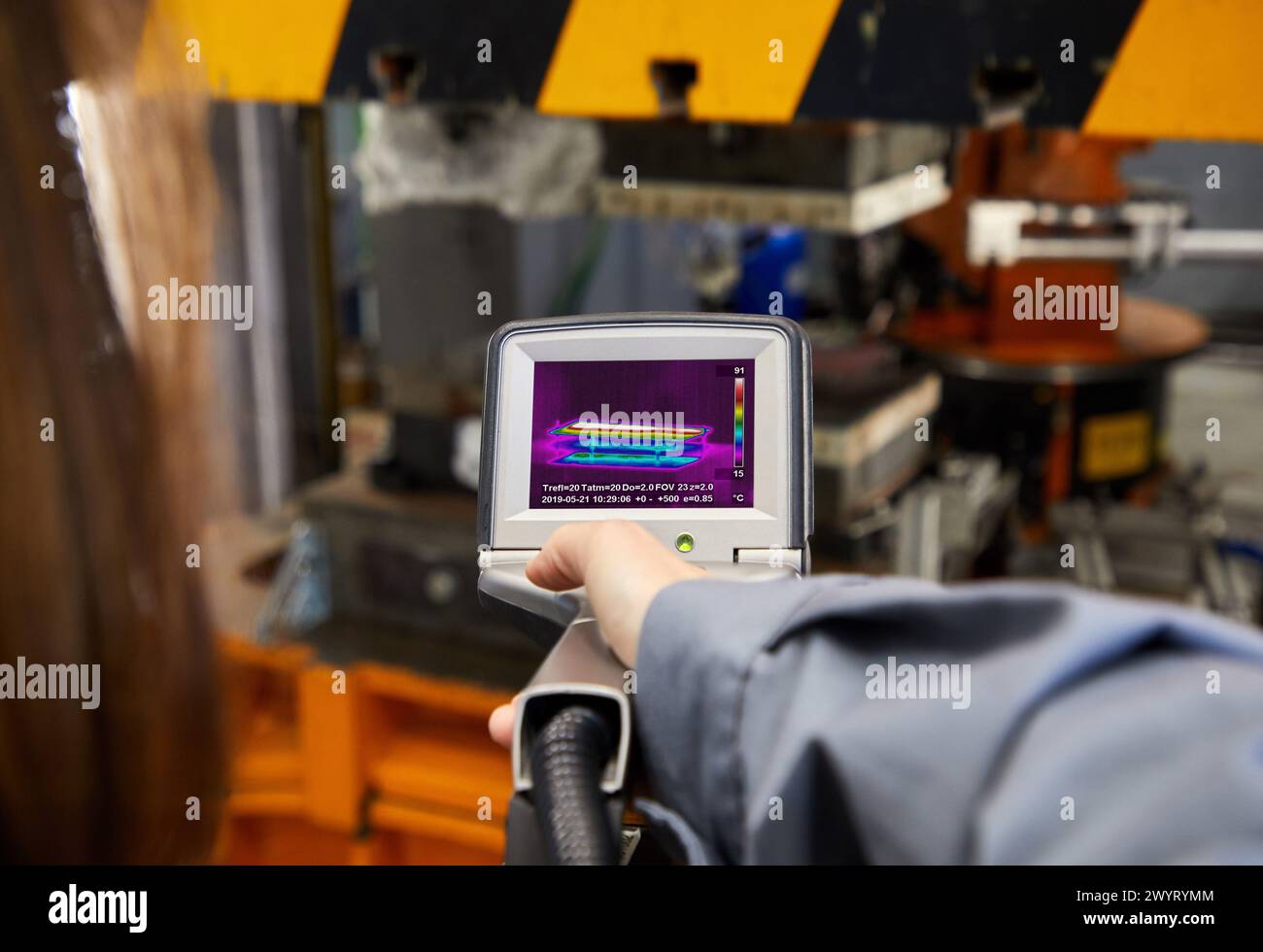 Caméra thermographique, cellule d'estampage à chaud, unité industrielle, industrie automobile, Centre technologique, TECNALIA recherche & innovation, Derio, Bizkaia, pays Basque, Espagne. Banque D'Images