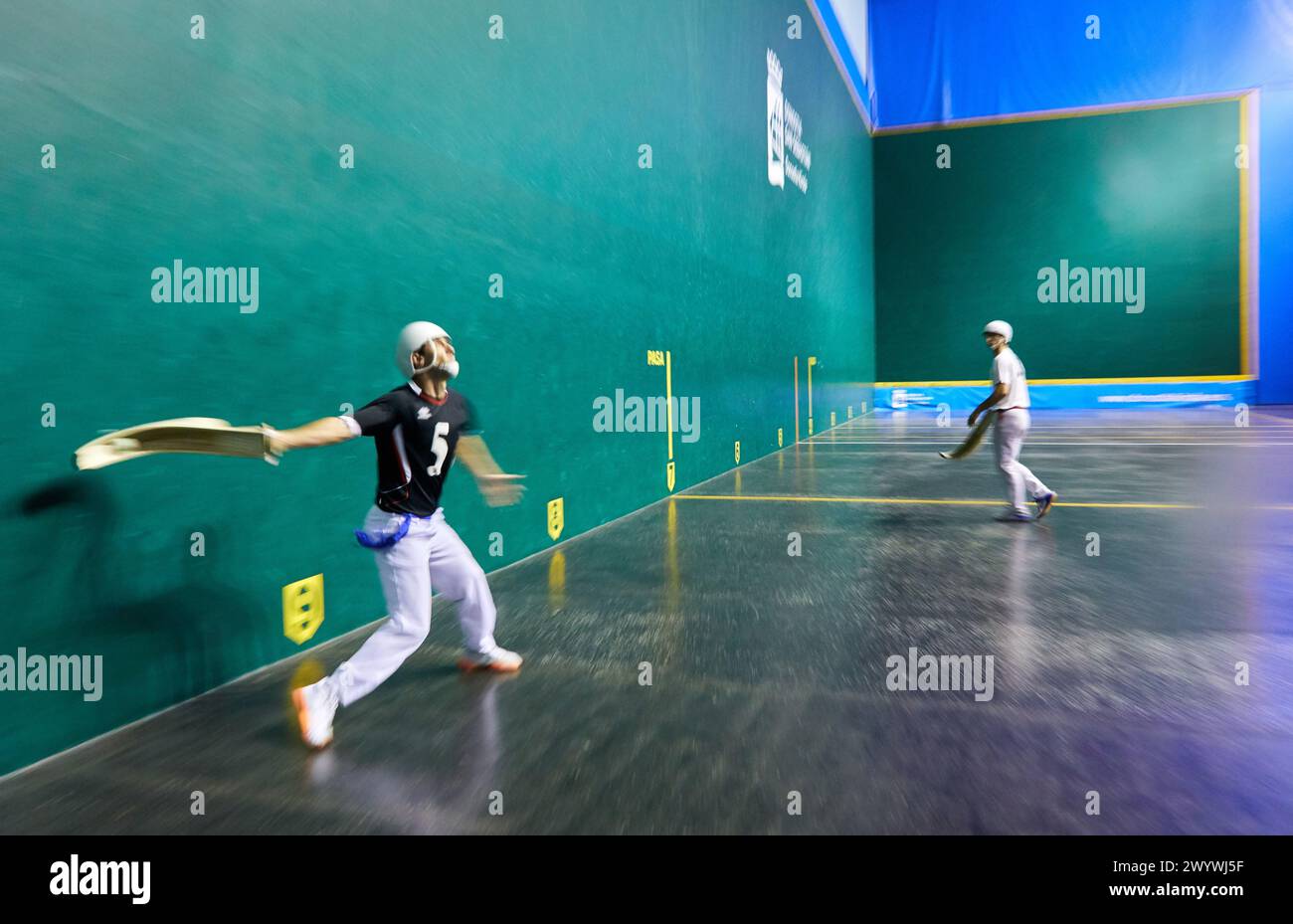 JAI Alai, Zesta-Punta (pointe du panier), Fronton Atano, Donostia, Saint-Sébastien, Gipuzkoa, pays Basque, Espagne, Europe. Banque D'Images