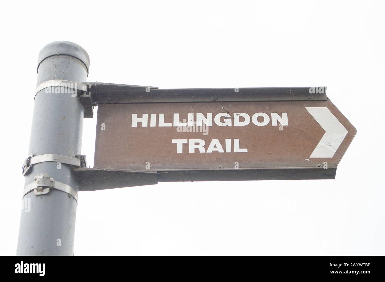 Harefield, Royaume-Uni. 4 avril 2024. Un panneau pour la piste Hillingdon à côté du Grand Union canal à Harefield, Uxbridge. Crédit : Maureen McLean/Alamy Banque D'Images
