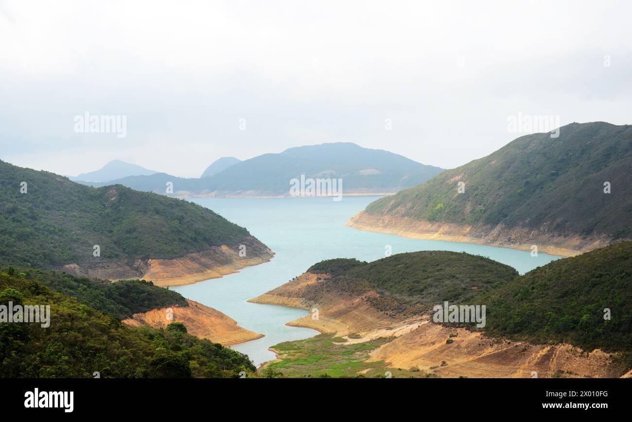 Le réservoir de High Island au SAI Kung East Country Park à Hong Kong. Banque D'Images