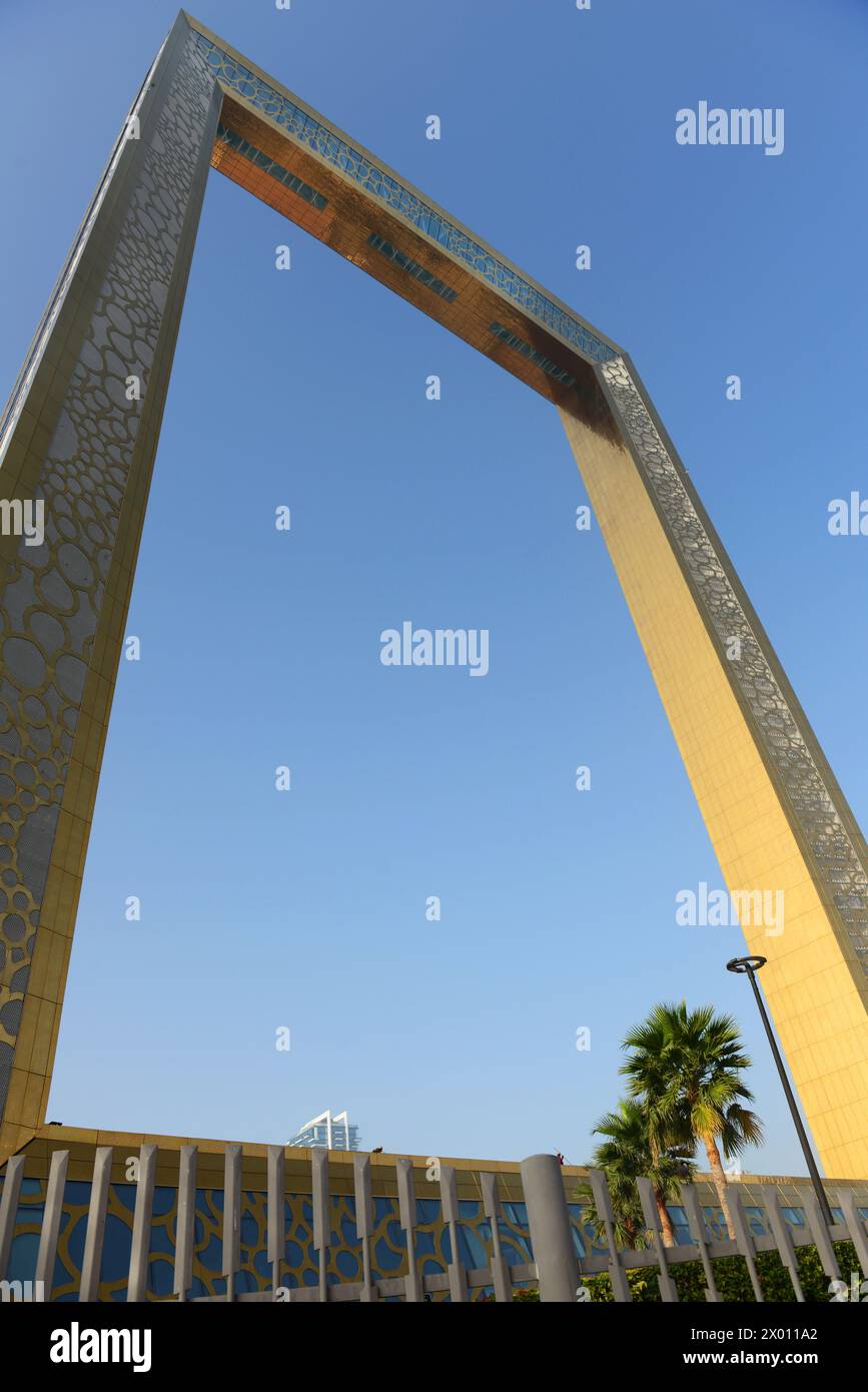L'emblématique bâtiment Dubai Frame à Dubaï, Émirats arabes Unis. Banque D'Images