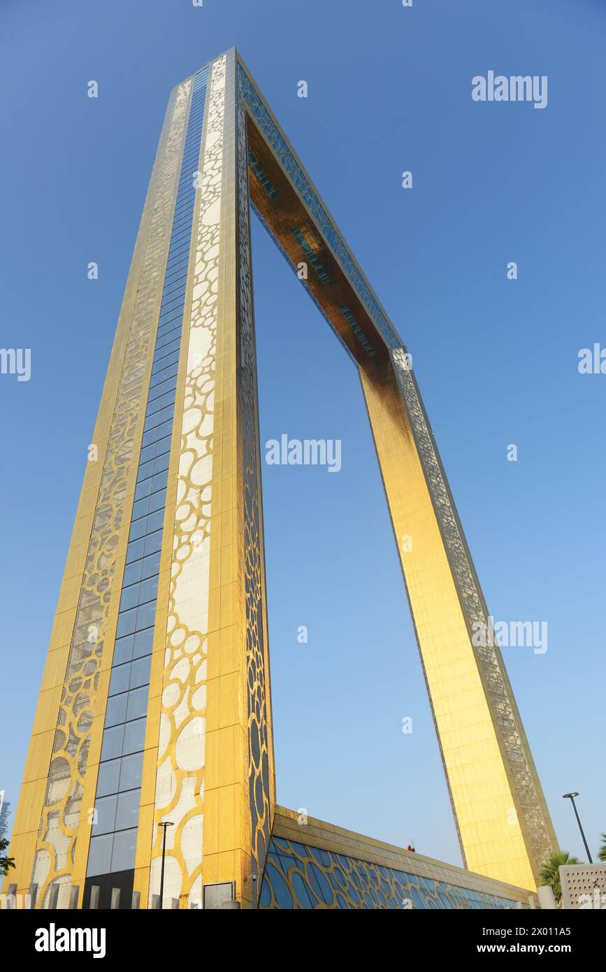 L'emblématique bâtiment Dubai Frame à Dubaï, Émirats arabes Unis. Banque D'Images