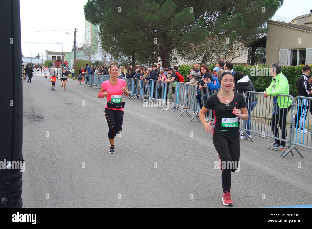 ★ semi-Marathon & 10km de Feurs Loire (42) le 17 mars 2024 ★ la Foulée forézienne ( Forez ) semi de Feurs Banque D'Images