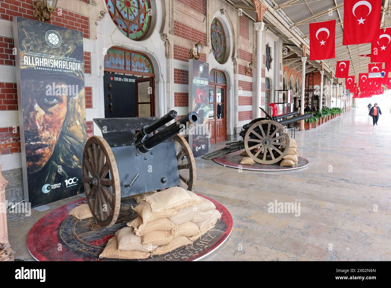 Istanbul Turquie - exposition à la gare de Sirkeci sur la campagne WW1 à Çanakkale Savasi ( Gallipoli ) en 1915 - photo mars 2024 Banque D'Images