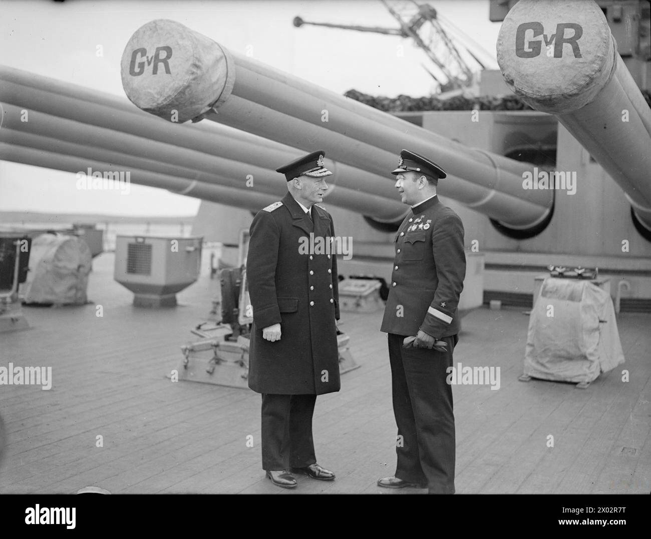 EGIPKO COMMODORE DE LA MARINE SOVIÉTIQUE OFFICIER DE LIAISON AVEC L'AMIRAL SIR JOHN TOVEY, À BORD DU HMS King George V. Banque D'Images