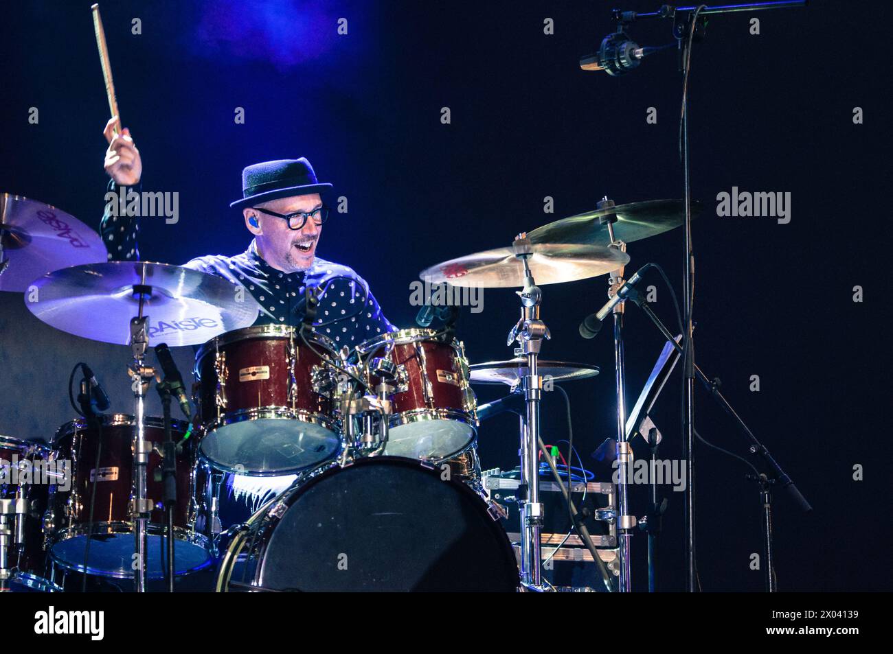 Torino, Italie. 2019. Le chanteur Tony Hadley s'est produit en direct sur la scène du GruVillage Festival. Crédit : Andrea Pinna Banque D'Images