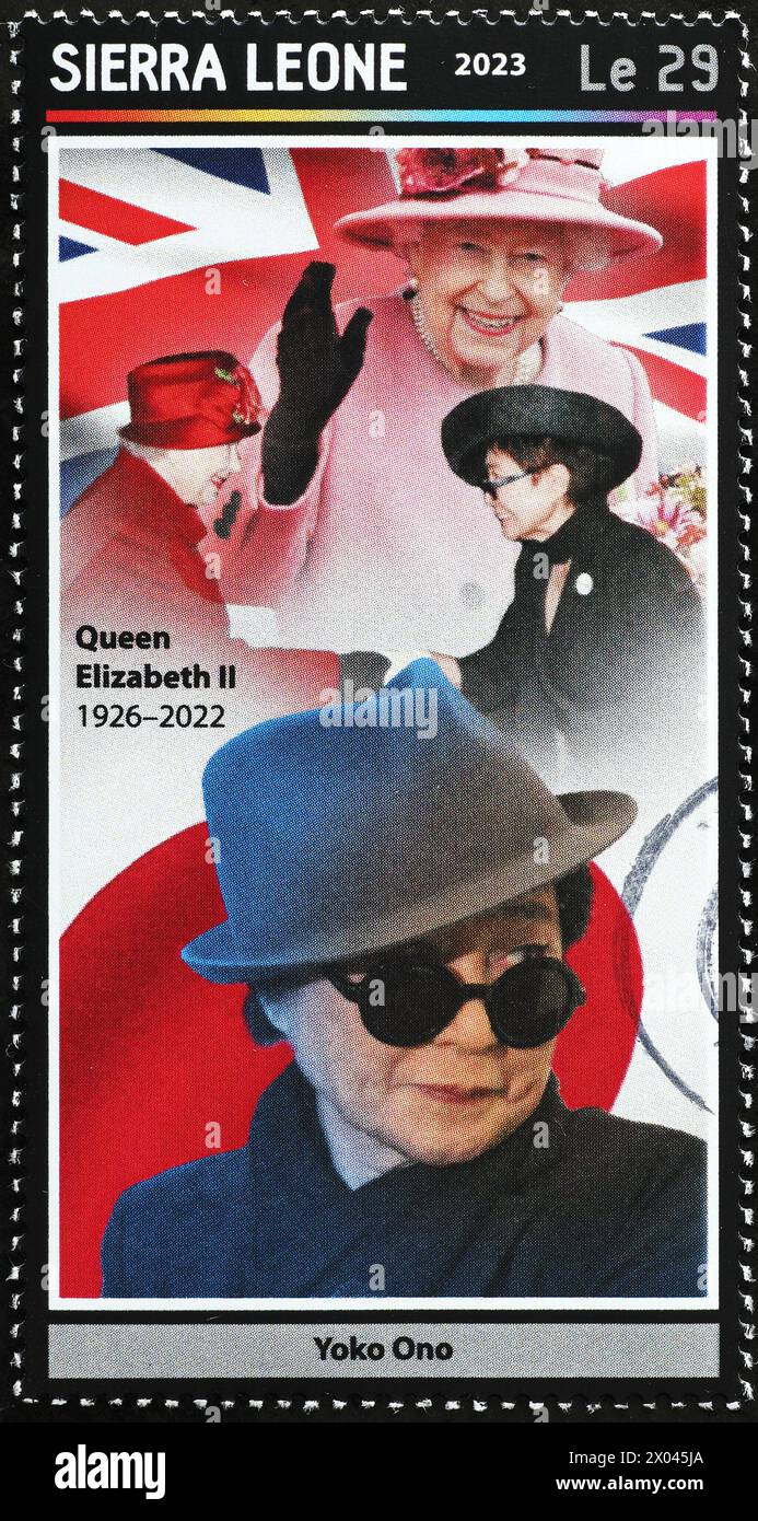 Yoko Ono et la reine Elizabeth II sur timbre-poste Banque D'Images