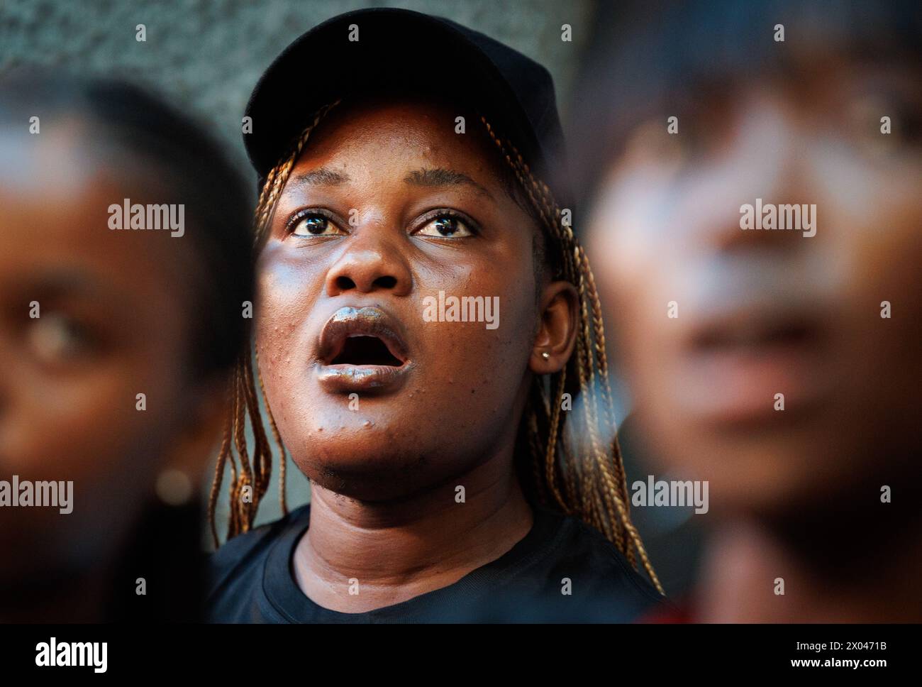 Kinshasa, Congo. 09th Apr, 2024. Photo prise lors d'une réunion du ministre belge des Affaires étrangères avec des étudiants de l'Université des Sciences de l'information et de la communication (UNISIC), sur les fausses nouvelles, la propagande et l'impact sur la démocratie, à Kinshasa, Congo, mardi 09 avril 2024. Le ministre belge Lahbib est en visite officielle de deux jours en République démocratique du Congo. BELGA PHOTO BENOIT DOPPAGNE crédit : Belga News Agency/Alamy Live News Banque D'Images