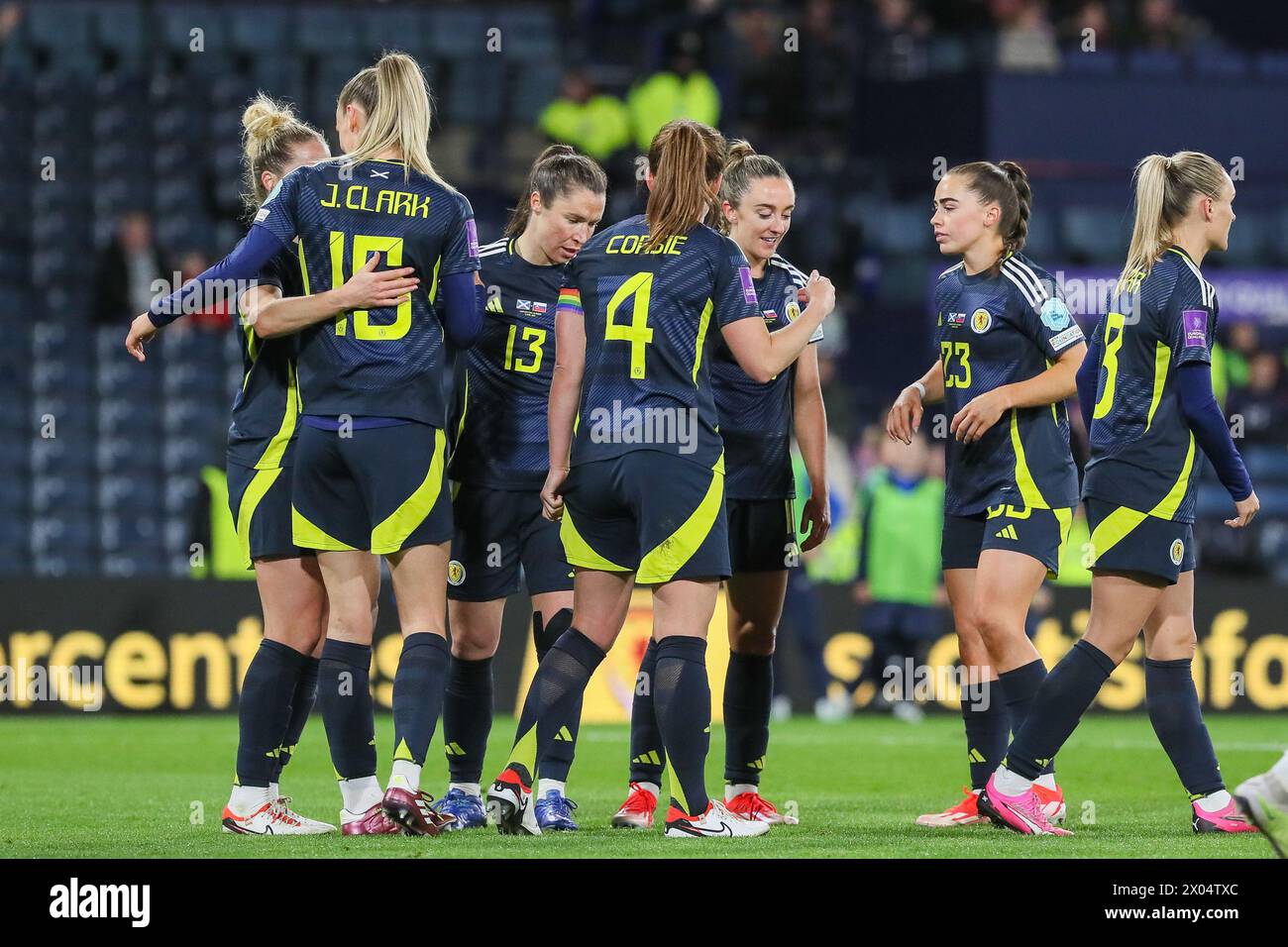 Glasgow, Royaume-Uni. 09th Apr, 2024. L'équipe féminine de football d'Écosse a affronté l'équipe féminine de Slovaquie à Hampden Park, Glasgow, Écosse, Royaume-Uni lors des qualifications européennes de l'UEFA. Crédit : Findlay/Alamy Live News Banque D'Images