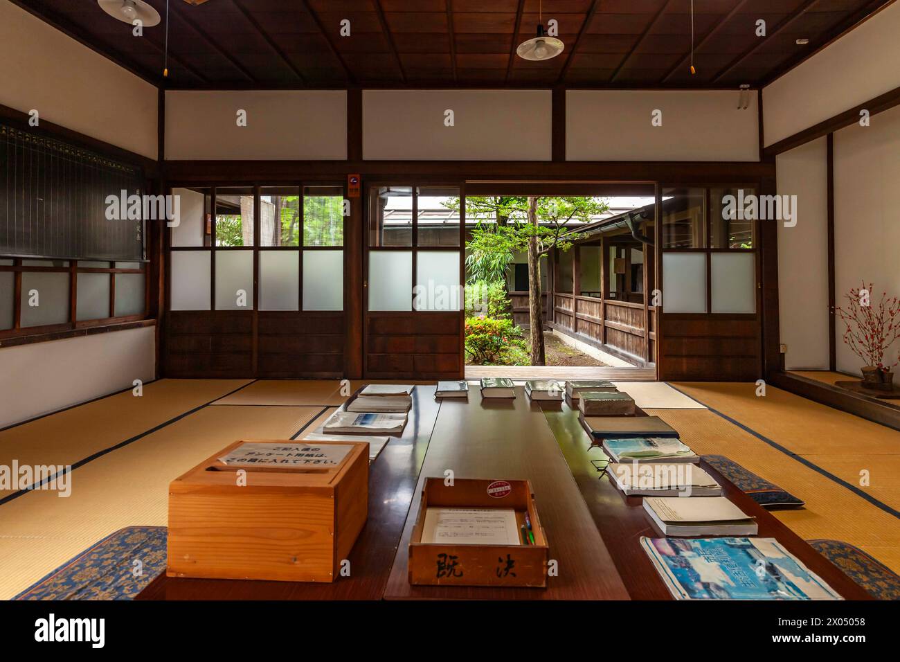 Takayama Municipal Government Memorial Hall, intérieur en bois avec tapis de tatami, ville de Takayama, Gifu, Japon, Asie de l'est, Asie Banque D'Images