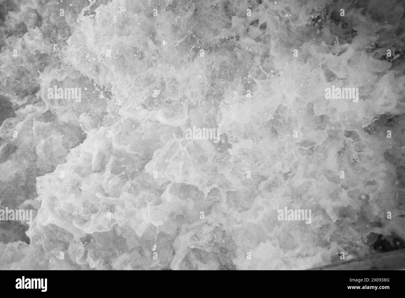 Aktuell 34-1-1973 : Storfiske på Oslo havnBrislingen skyr ikke kloakkutslipene fra storbyen. Tusenvis av skjepper som er fanget like utenfor det indre havneområdet av Oslo blir til delikate 'sardiner' som spises Med stor appetitt. Foto : ODD Ween / Aktuell / NTB ***FOTO IKKE BILDEBEHANDLET*** ce texte a été traduit automatiquement! Banque D'Images