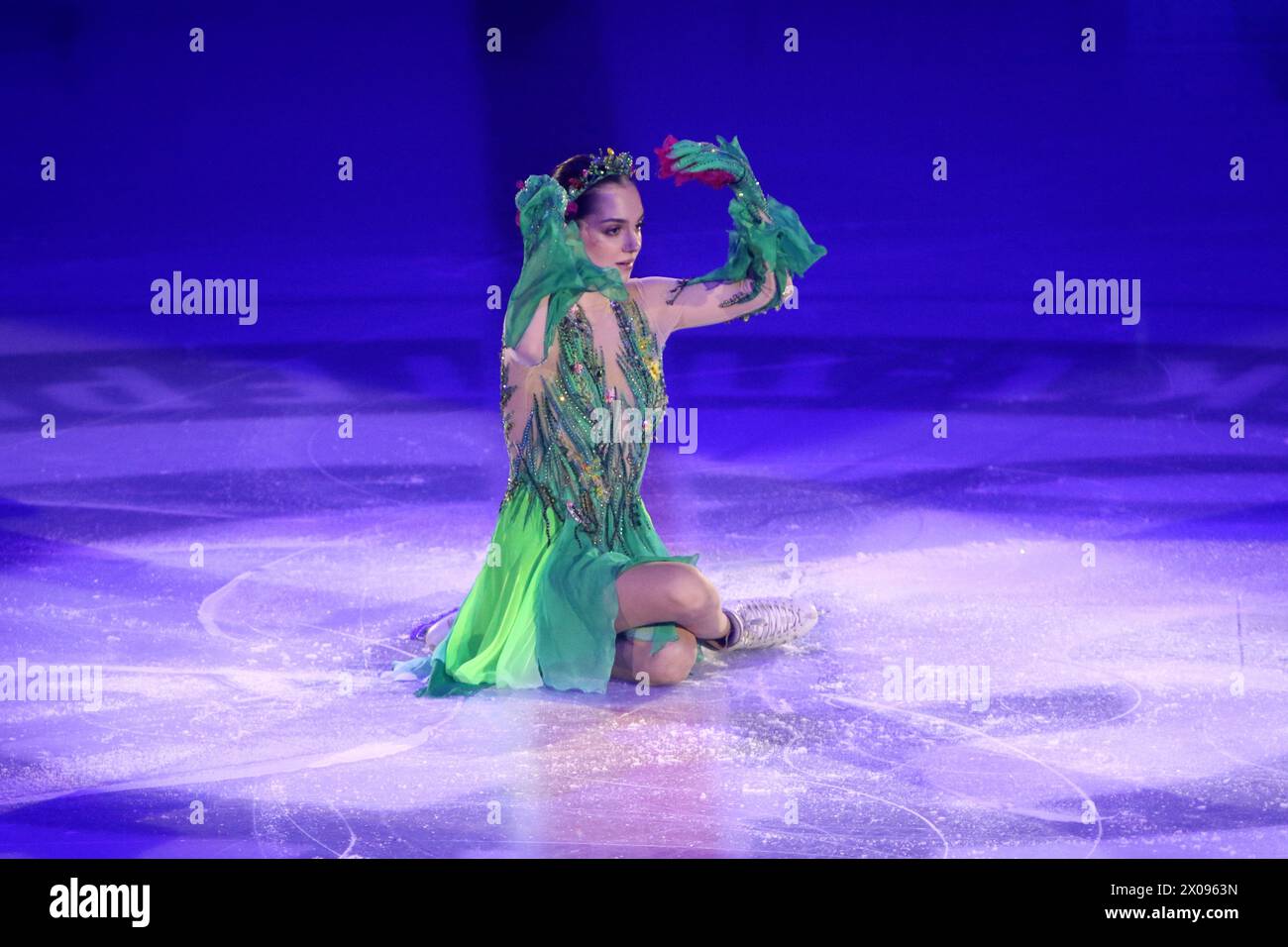Evgenia Medvedeva athlète se produit dans la deuxième partie du programme de patinage artistique lors du salon de glace de l'équipe Eteri Tutberidze - Champions on Ice in Pétersbourg, au complexe sportif Yubileyny. Banque D'Images