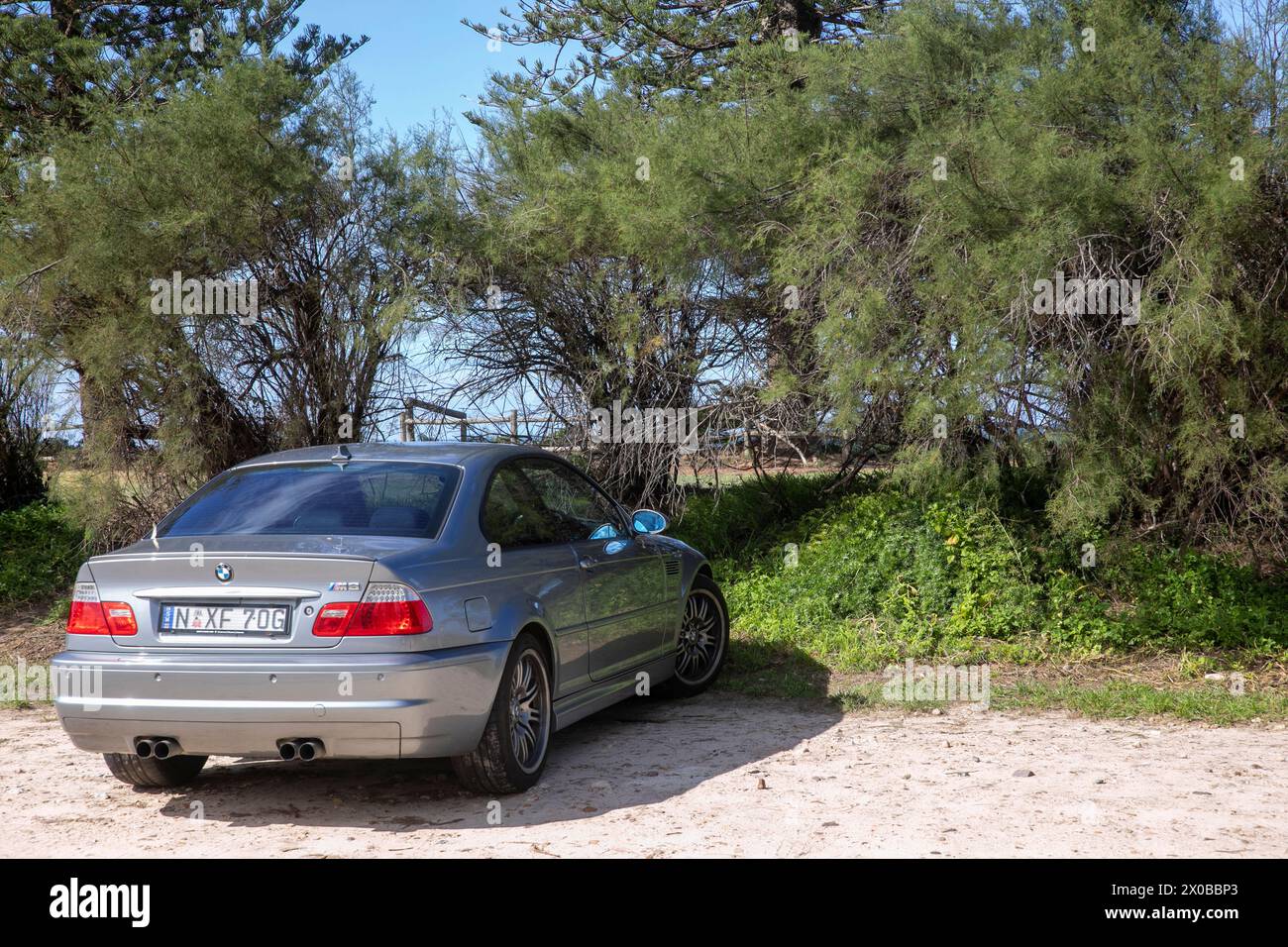 Modèle 2006 BMW E46 M3 berline de voiture de sport garé à Palm Beach à Sydney, NSW, Australie Banque D'Images
