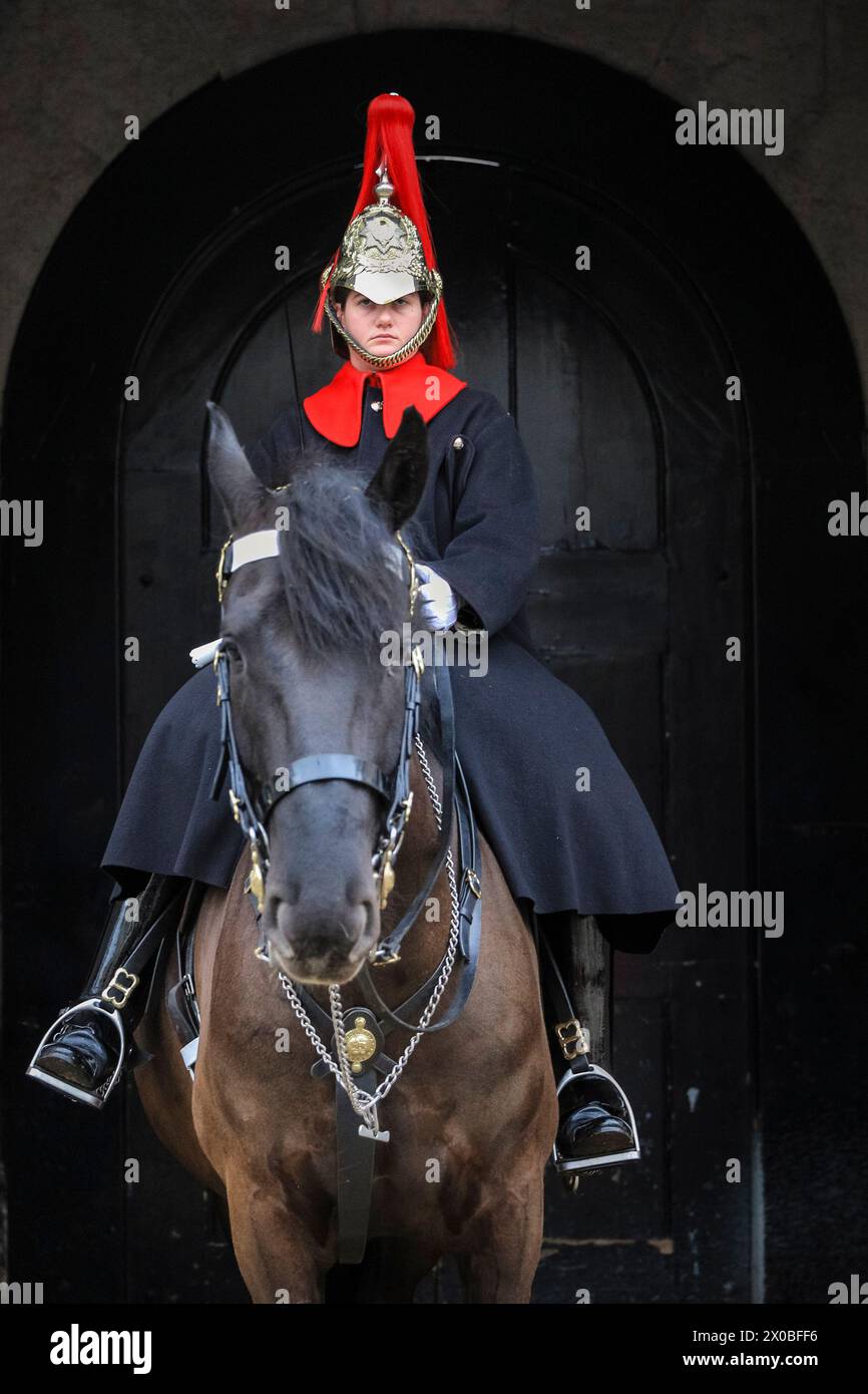 Gardes montées féminines du King's Life Guard on Horse, Horse Guards Parade, Whitehall, Westminster, Londres, Angleterre Banque D'Images