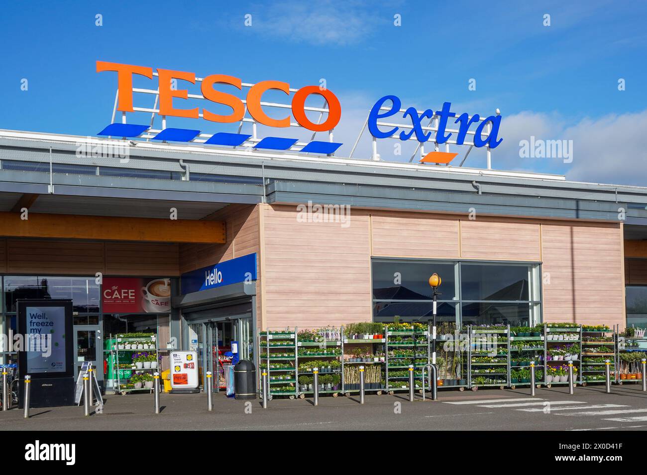 Entrée principale du supermagasin Tesco Extra, Kilmarnock, Ayrshire, Écosse, Royaume-Uni Banque D'Images