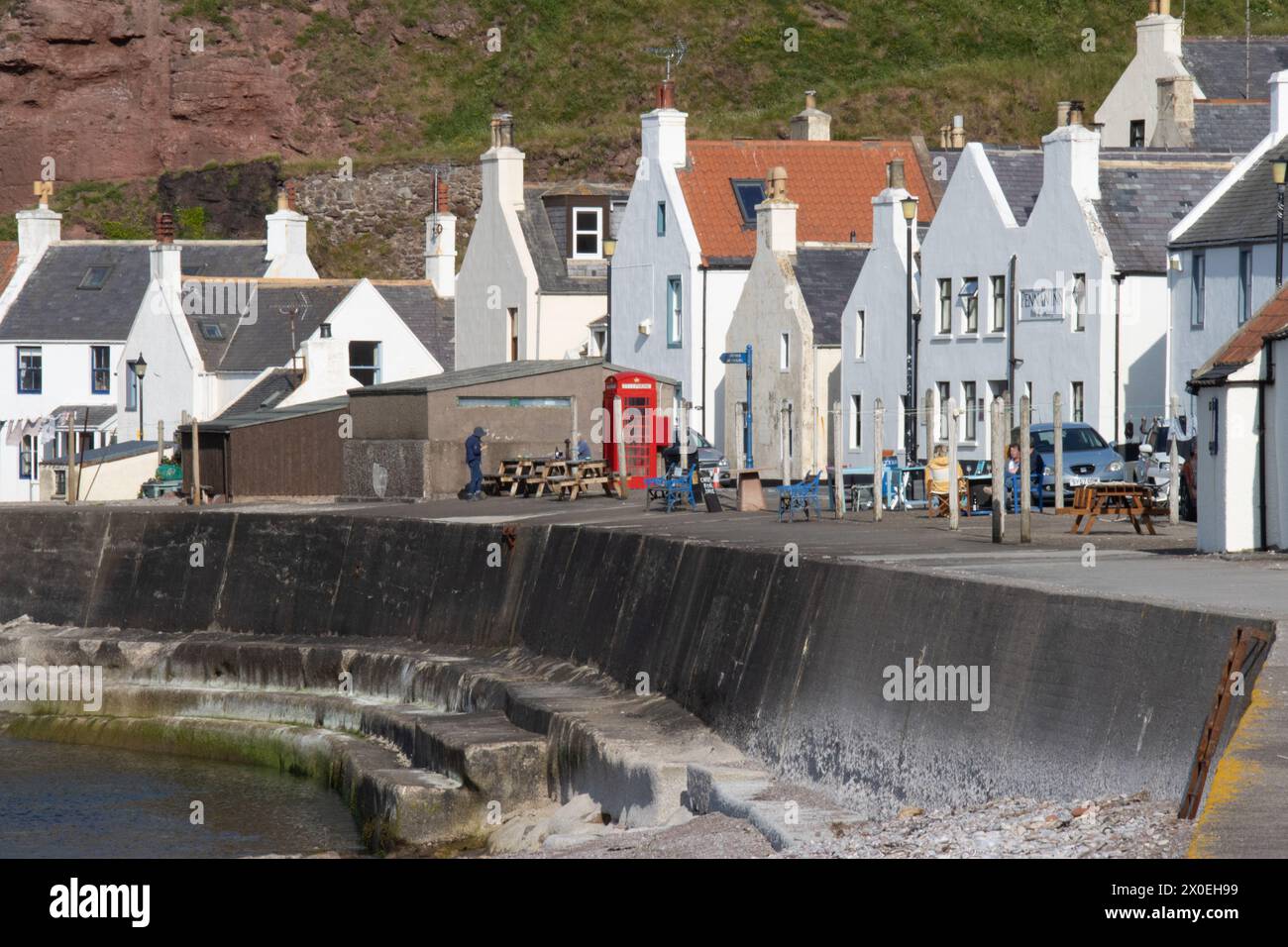 Pennan Village and Harbour, Aberdeenshire, Écosse Banque D'Images