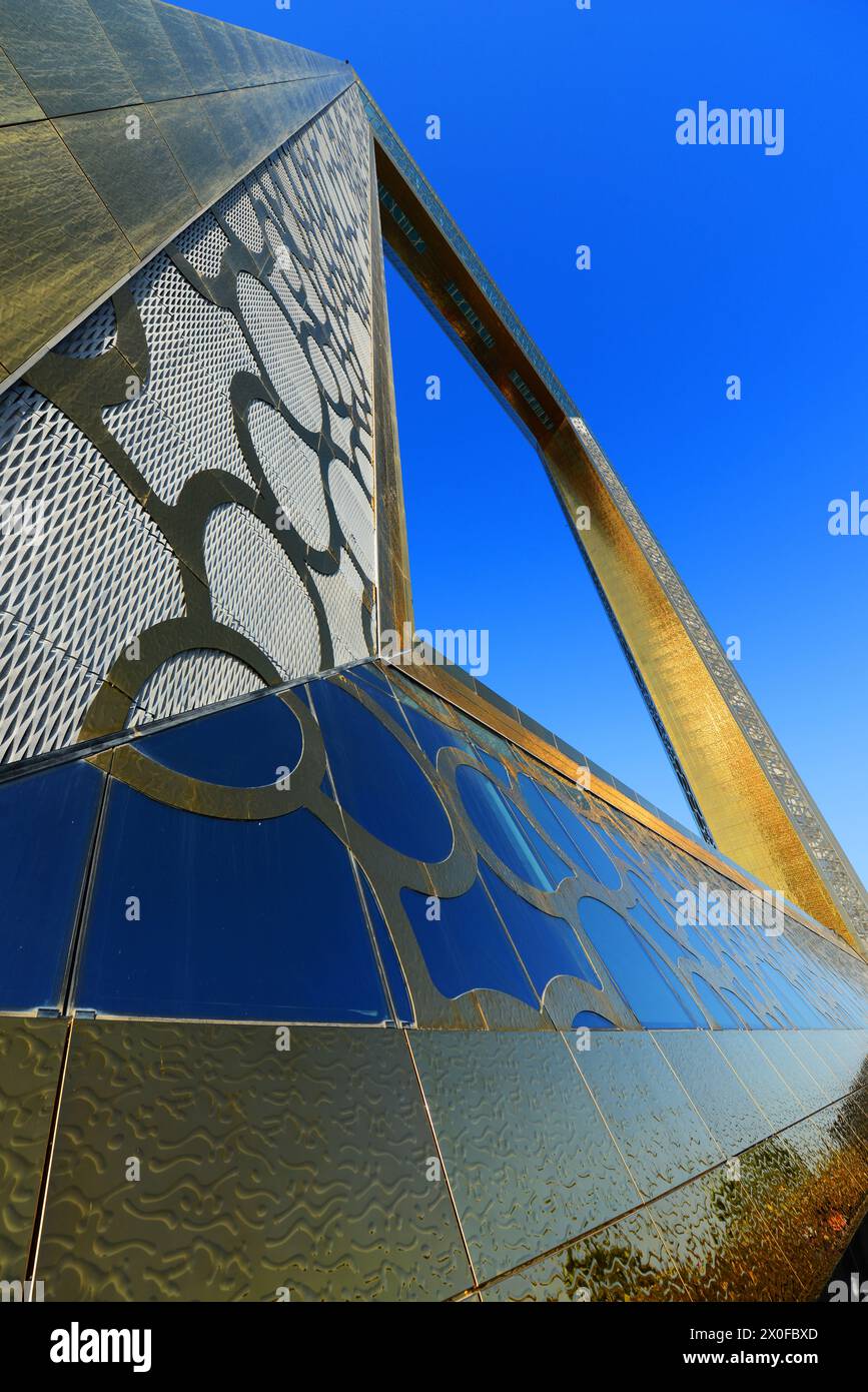L'emblématique bâtiment Dubai Frame à Dubaï, Émirats arabes Unis. Banque D'Images