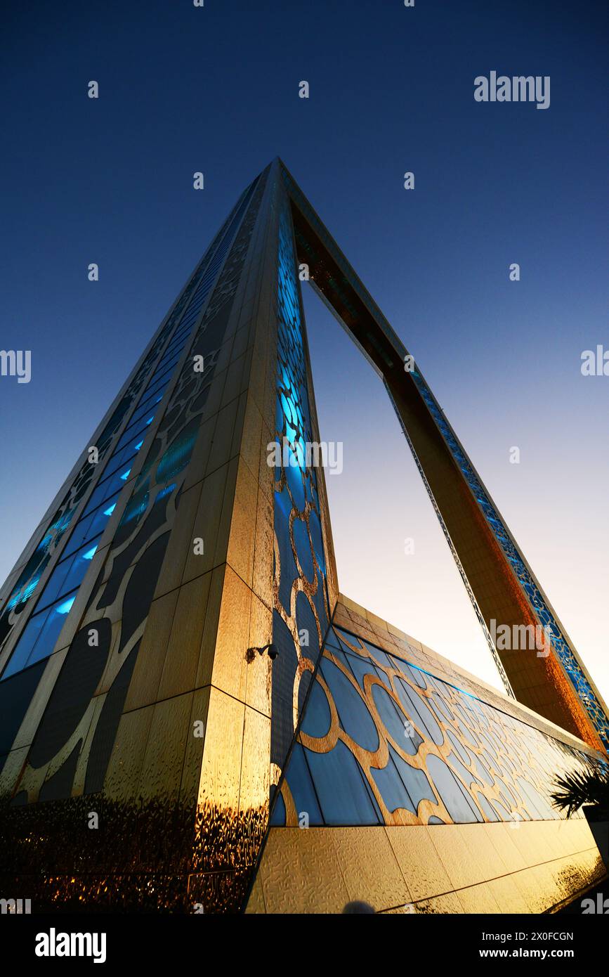 L'emblématique bâtiment Dubai Frame à Dubaï, Émirats arabes Unis. Banque D'Images