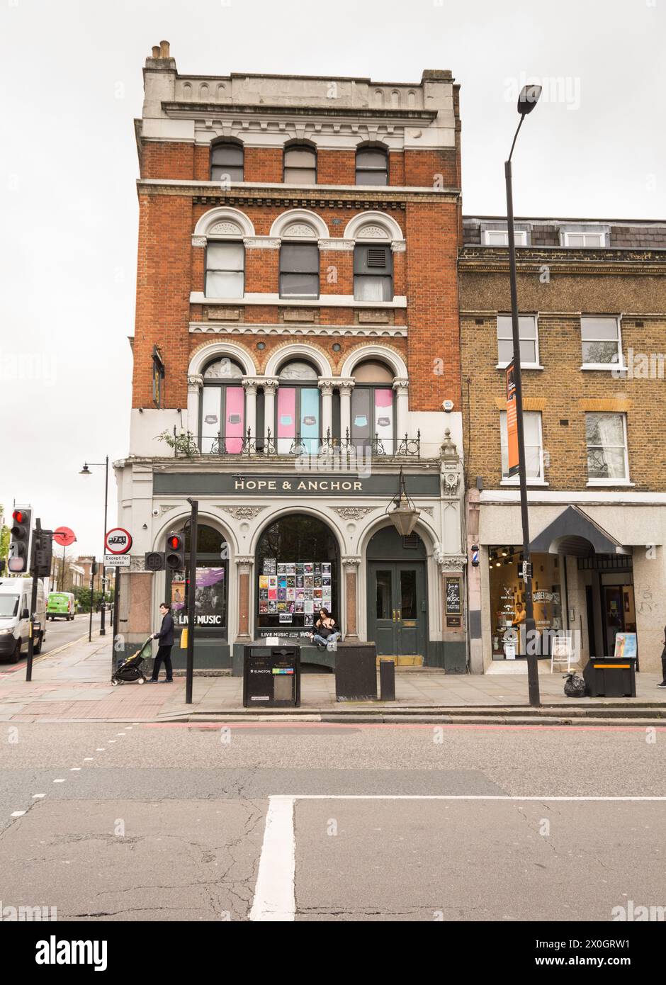 The Hope and Anchor pub, Upper Street, Islington, Londres, Angleterre, ROYAUME-UNI Banque D'Images