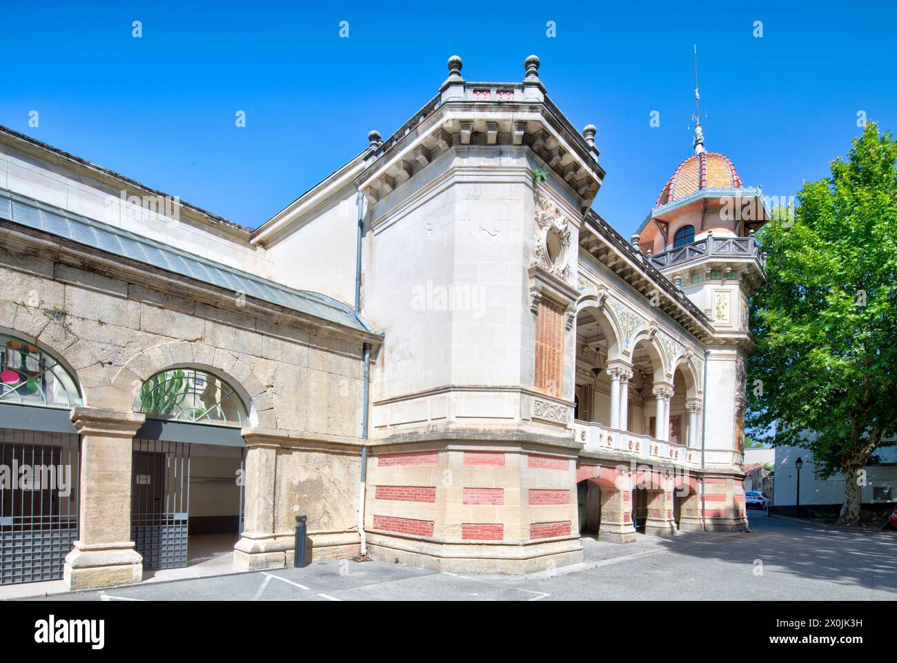 Chäteau Val Seille, parc, façade de maison, architecture, visite de ville, Courthezon, Vaucluse, Provence-Alpes-Côte d'Azur, France, Europe, Banque D'Images