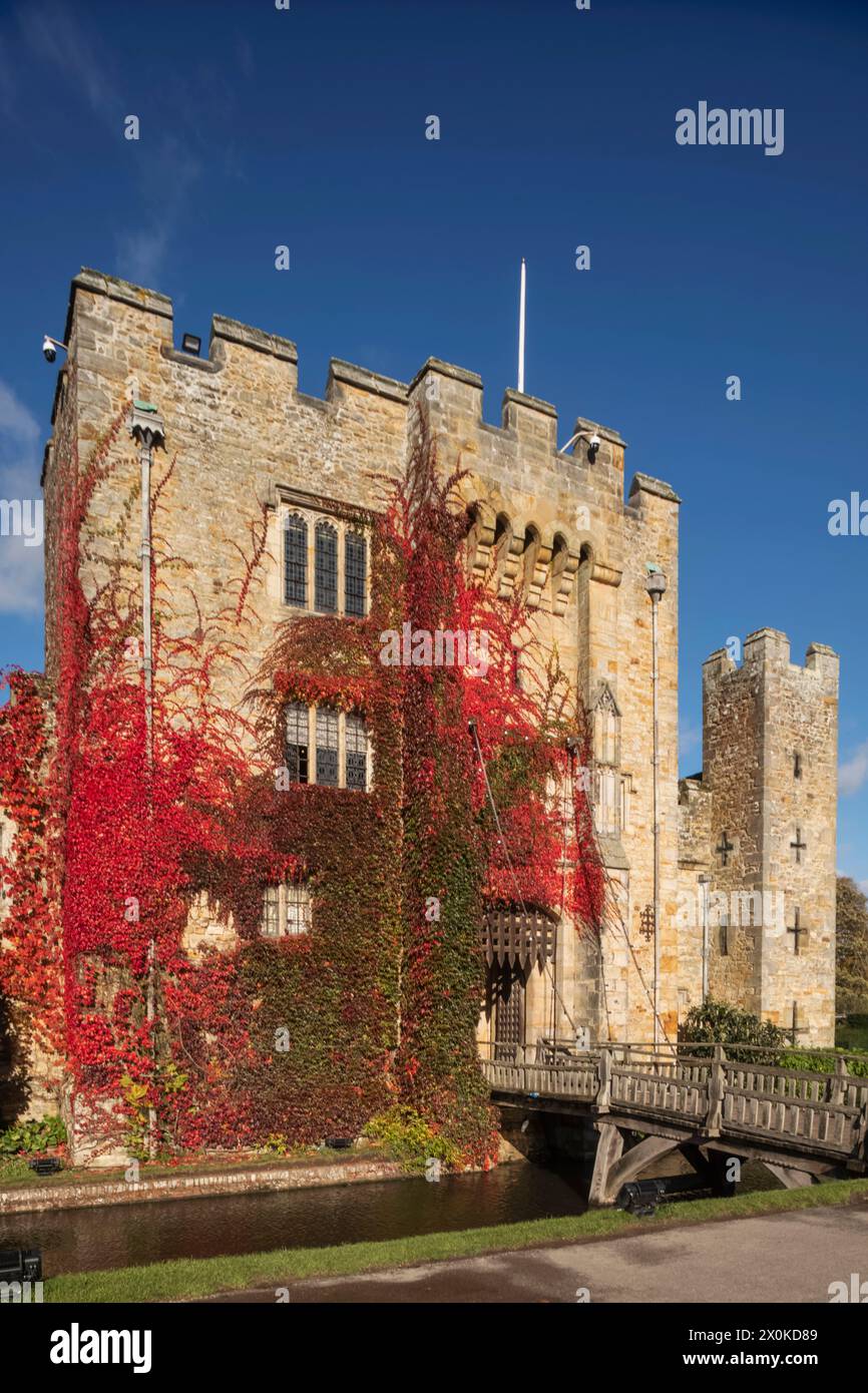 Angleterre, Kent, Edenbridge, Hever, château de Hever à l'automne Banque D'Images