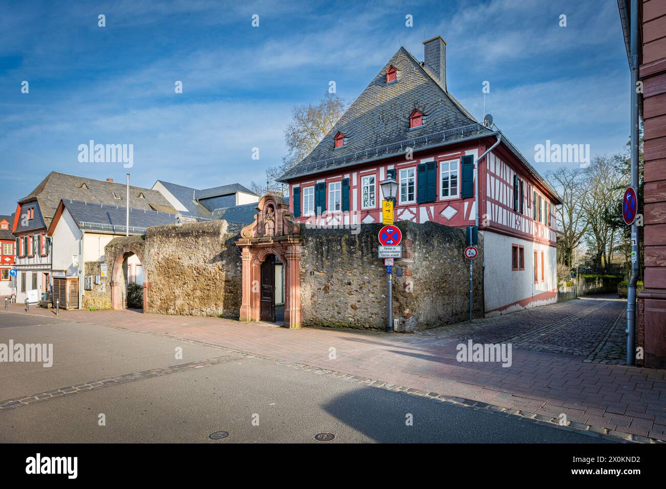 Maison à colombages à Hattenheim im Rheingau, Hauptstrasse, près de la place du marché Banque D'Images