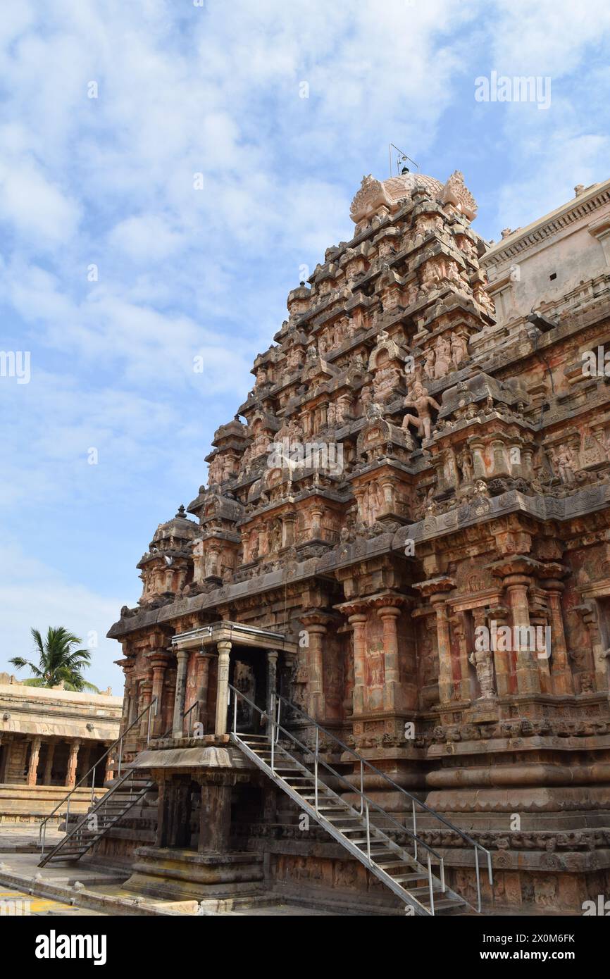 Le temple Airavatesvara est situé à Darasuram, un hameau indescriptible situé à seulement 4 km de Kumbakonam, le célèbre centre de pèlerinage. Banque D'Images