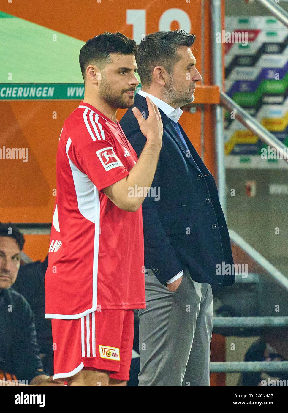 Kevin Volland, Union Berlin 10 Nenad Bjelica , Union Berlin entraîneur dans le match FC AUGSBURG - 1. FC Union Berlin 2-0 le 12 avril 2024 à Augsbourg, Allemagne. Saison 2023/2024, 1.Bundesliga, FCA, Journée 29, 29.Spieltag photographe : ddp images / STAR-images - LA RÉGLEMENTATION DFL INTERDIT TOUTE UTILISATION DE PHOTOGRAPHIES comme SÉQUENCES D'IMAGES et/ou QUASI-VIDÉO - Banque D'Images