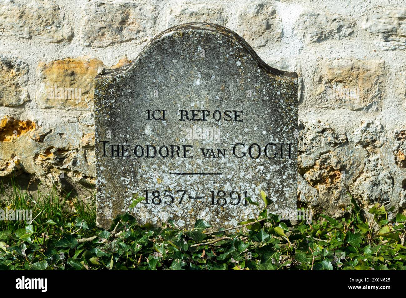 Auvers-sur-Oise. Tombe de Theo Van Gogh frère de Vincent au cimetière. Val-d'Oise. Ile-de-France. France. Europe Banque D'Images