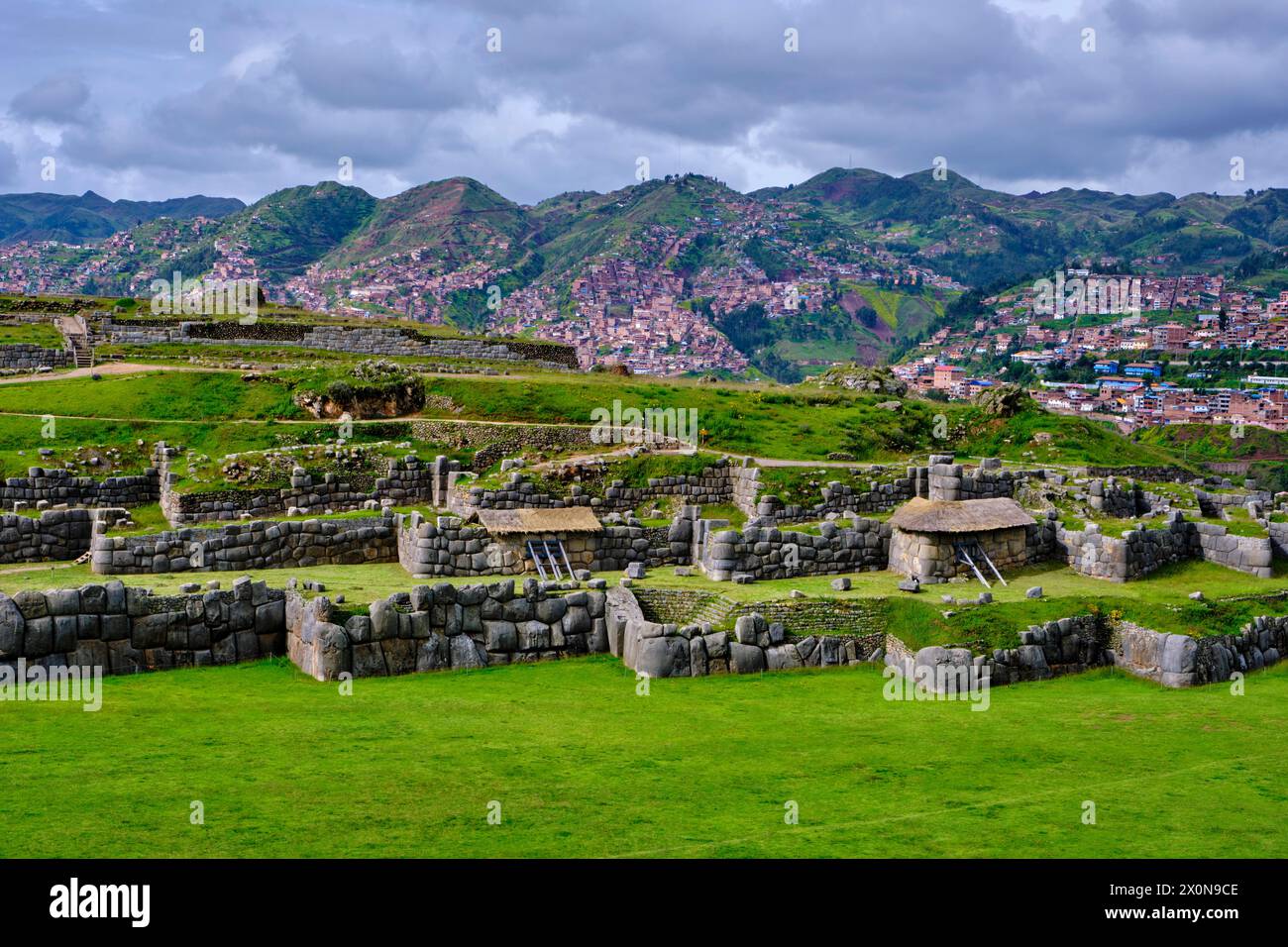 Pérou, province de Cuzco, Cuzco, classé au patrimoine mondial de l'UNESCO, Sacsayhuaman, la forteresse Inca construite au XVe siècle par Pachacutec, le 6 Banque D'Images