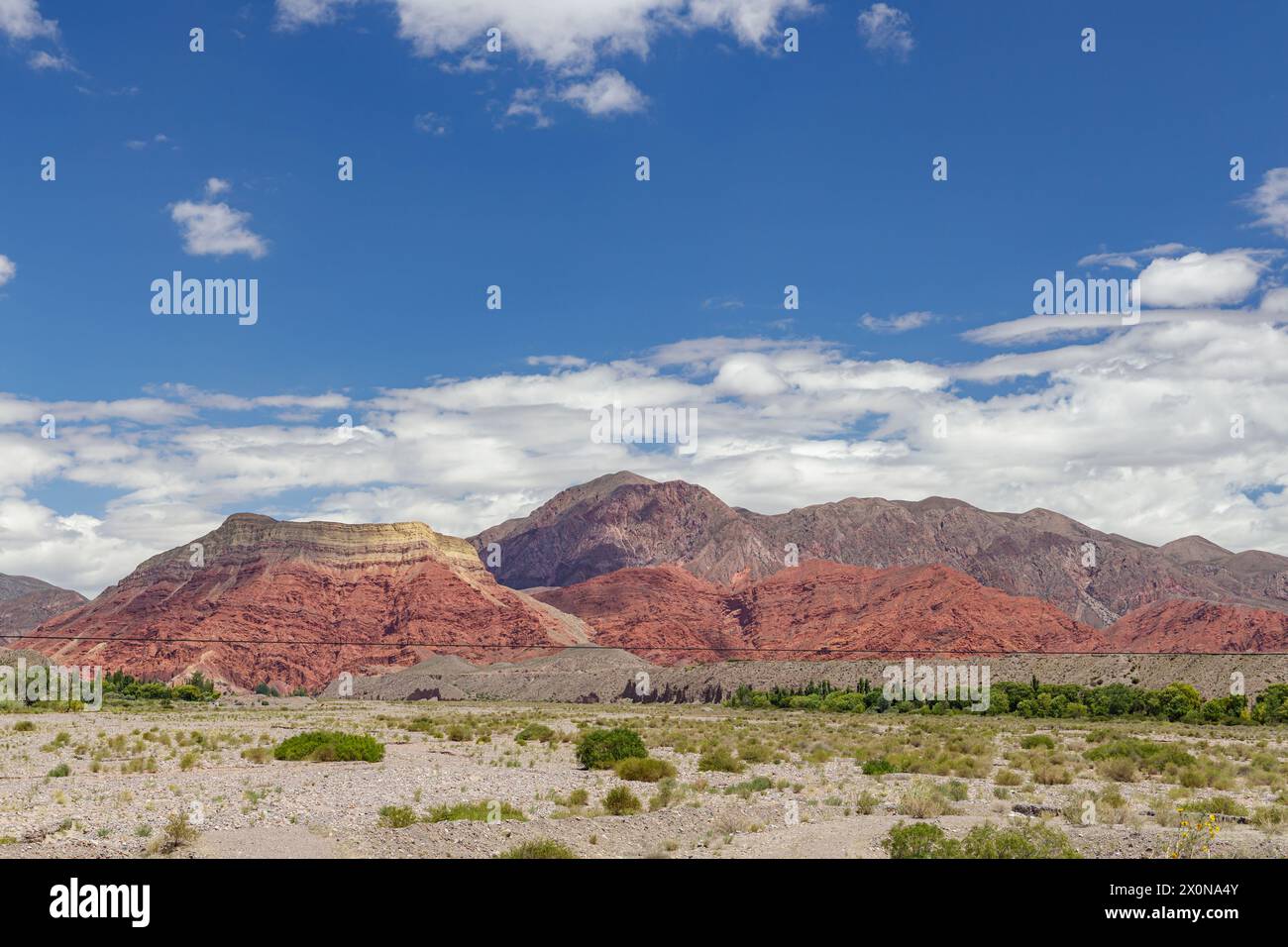Vue sur les collines d'Uquia, province de Jujuy, Argentine. Banque D'Images