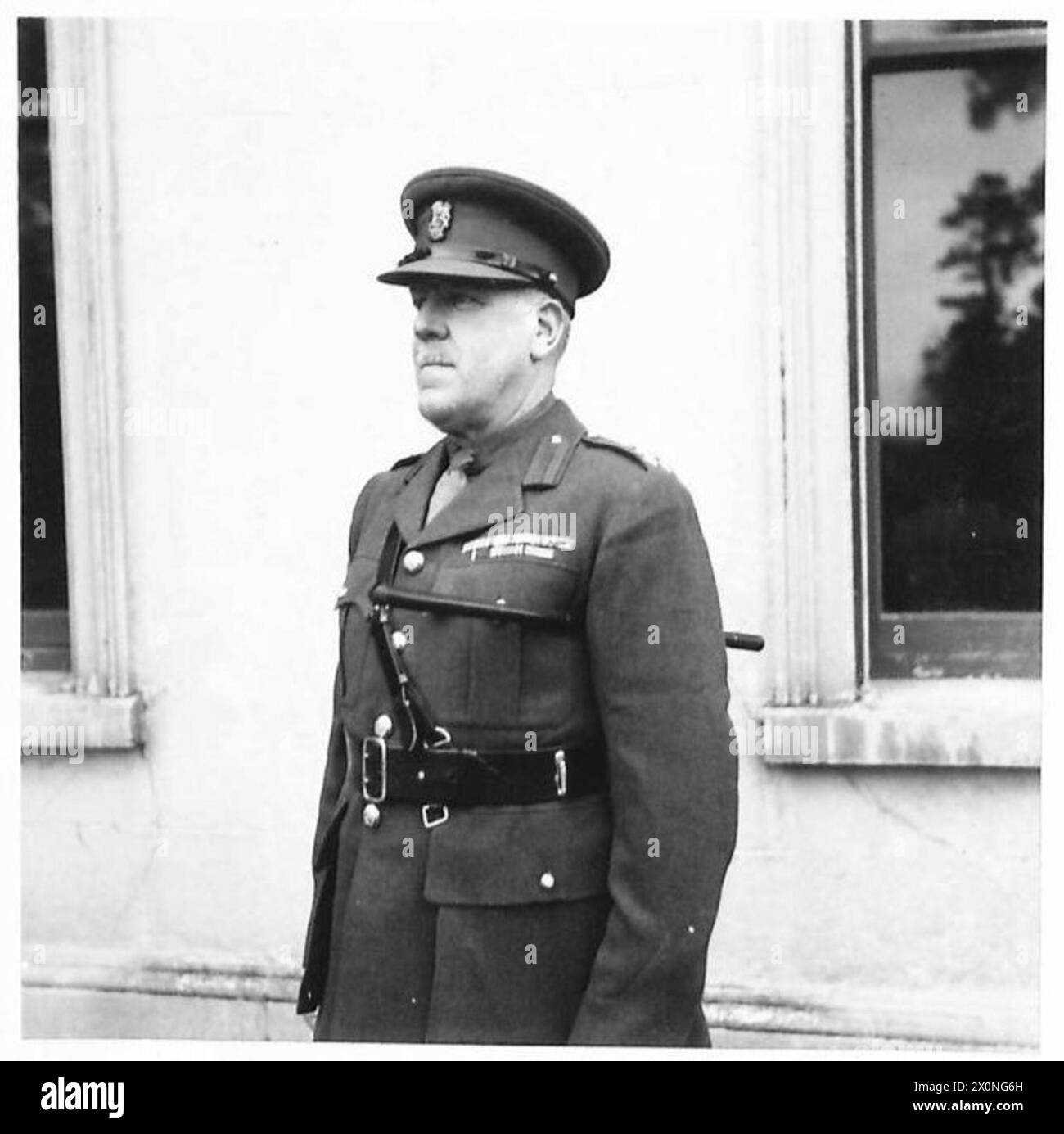 Portrait du brigadier J.L. Short, OBE, commandant de la 176e brigade d'infanterie pendant la seconde Guerre mondiale. La photographie capture l'officier supérieur en uniforme, reflétant son rôle de chef de file au sein de l'armée britannique. Banque D'Images