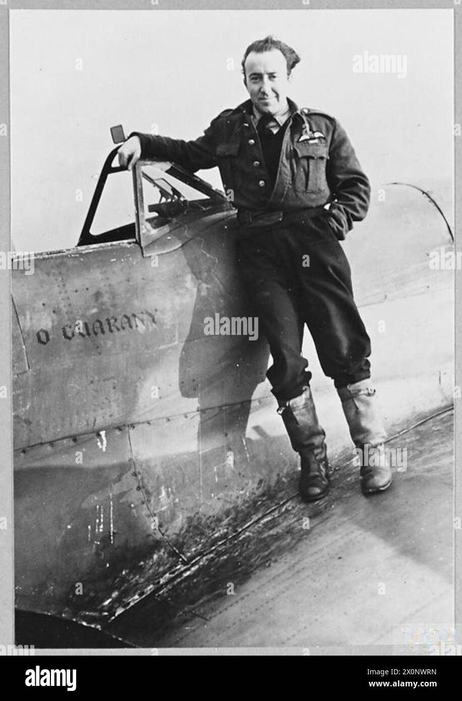 Spitfire 'O Guarany' présenté à la RAF par le Bellows Fund brésilien, piloté par le pilote français G. le Gall dans le Fighter Command. Banque D'Images