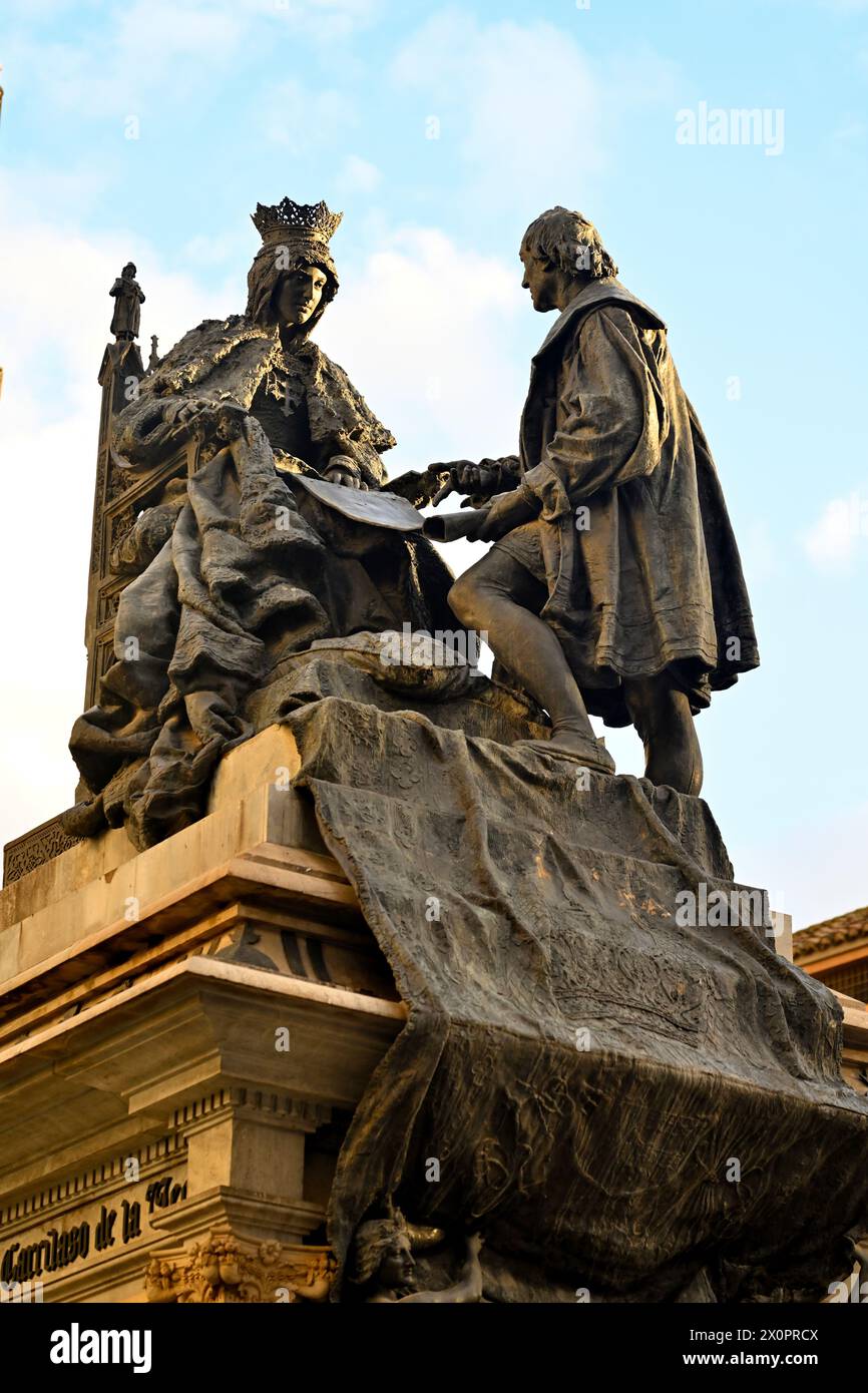 Monument de sculpture en bronze de la reine Isabelle avec Christophe Colomb sur la Plaza Isabel la Católica, Grenade, Espagne Banque D'Images
