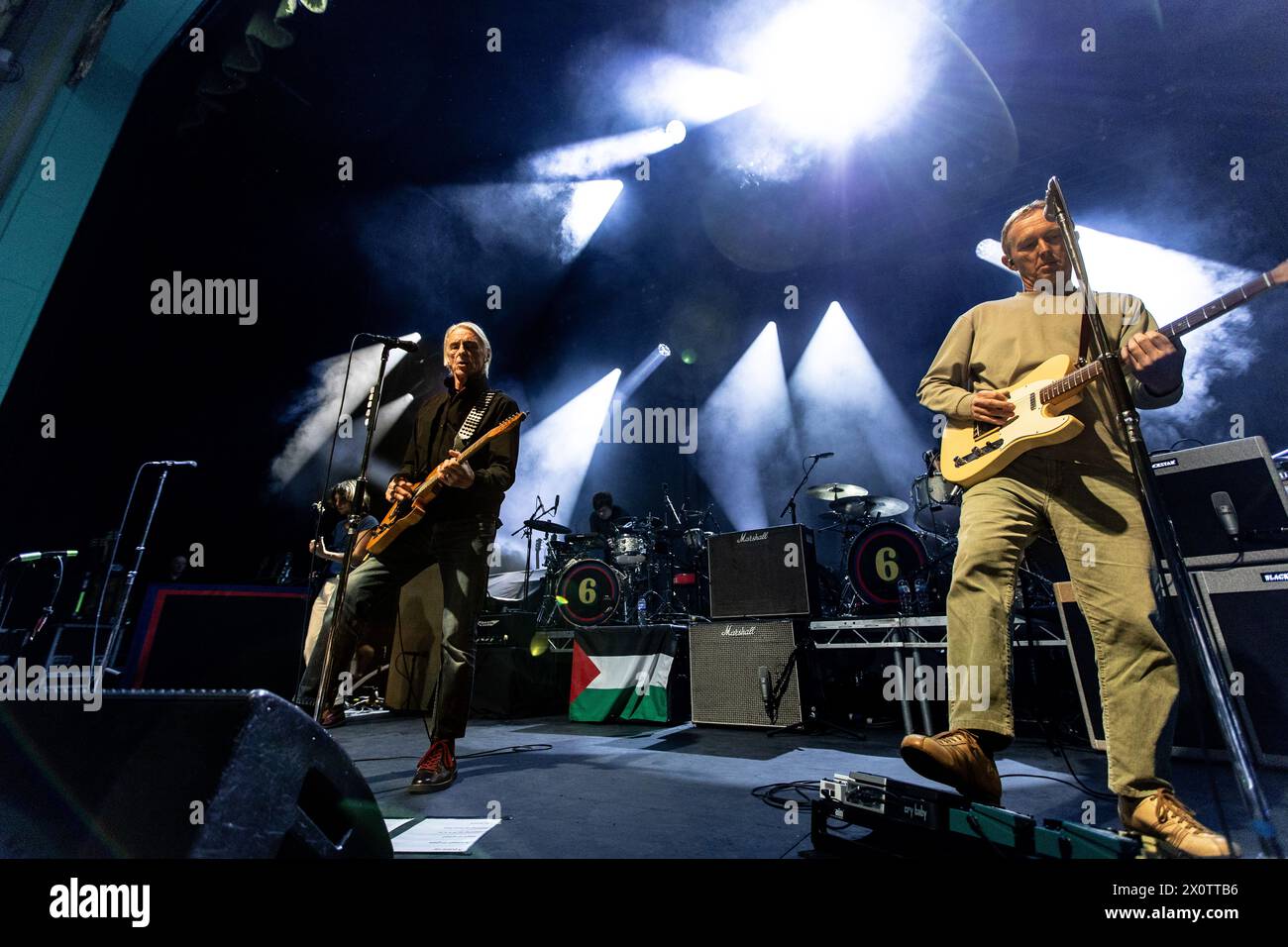 Stockton, Royaume-Uni - Paul Weller se produit au Globe de Stockton le 13 avril 2024 dans le cadre de sa tournée britannique. Crédit photo Jill O'Donnell/Alamy Live News Banque D'Images