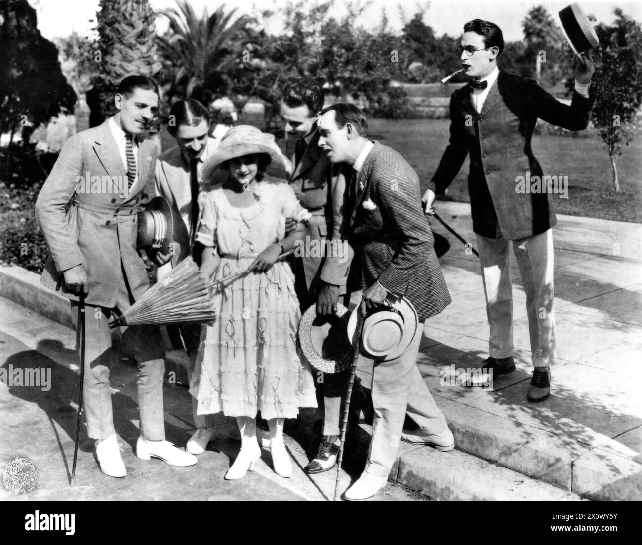 MILDRED DAVIS et HAROLD LLOYD dans Un MARIN FAIT HOMME 1921 réalisateur FRED C. NEWMEYER histoire Hal Roach Sam Taylor et Jean Havez Hal Roach Studios / exposants associés Banque D'Images