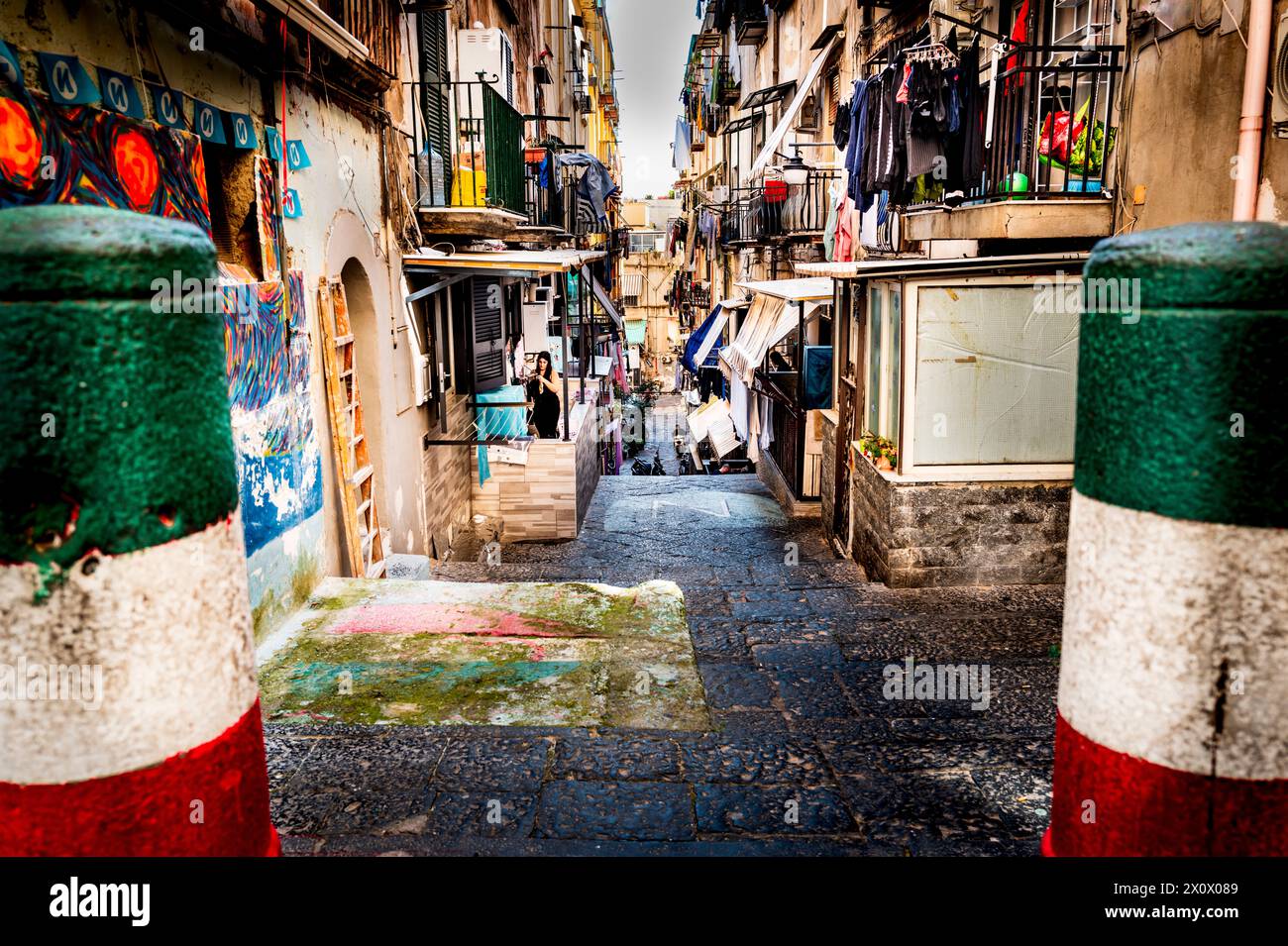 Photographie de rue dans le quartier espagnol, Naples, Italie Banque D'Images