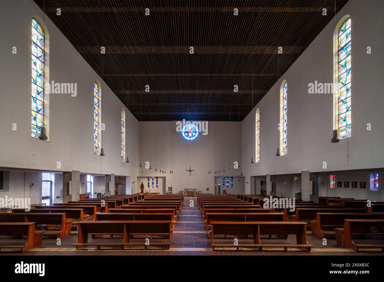Krefeld, Kunst im öffentlichen Raum : Kirche préparé Martin, Josef Strater : Fenster im Langhaus, 1931, Objekt-Nummer 578 Banque D'Images
