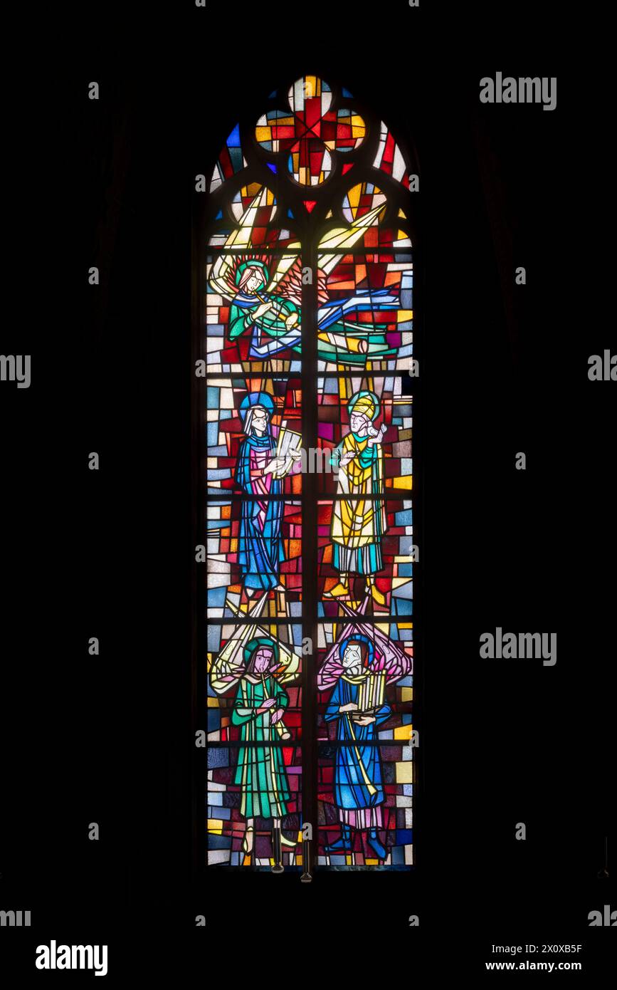 Krefeld, Kunst im öffentlichen Raum : équipé Dionysius in Hüls, Fenster im Südlichen Obergaden, 1970er Jahre Banque D'Images