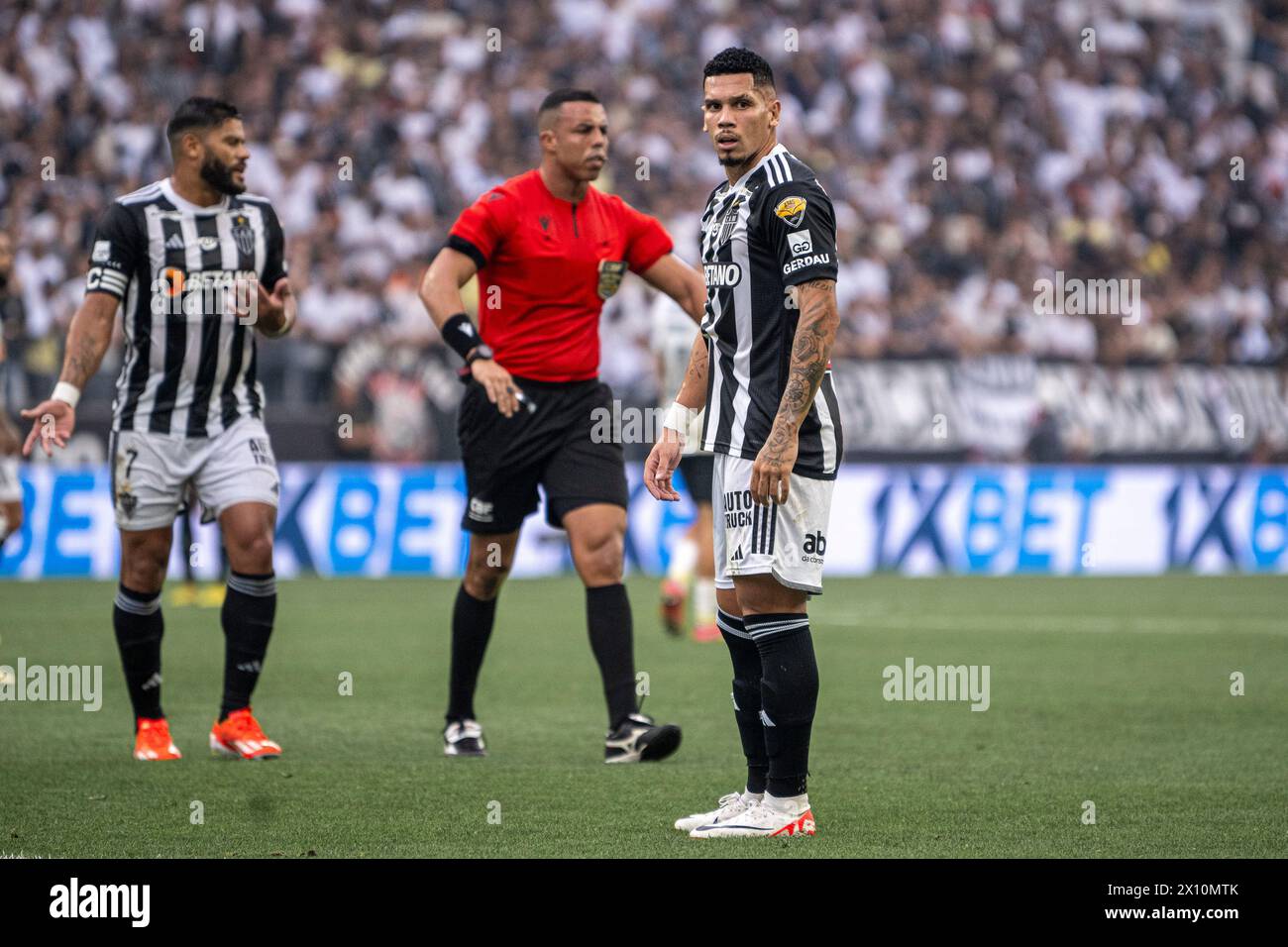 Sao Paulo, Brésil. 14 avril 2024. Paulinho d'Ath MG lors du match entre Corinthians et Atletico MG valable pour le Championnat brésilien 2024, qui s'est tenu à Arena Corinthians, Sao Paulo, Brésil. (Richard Callis/SPP) crédit : photo de presse sportive SPP. /Alamy Live News Banque D'Images